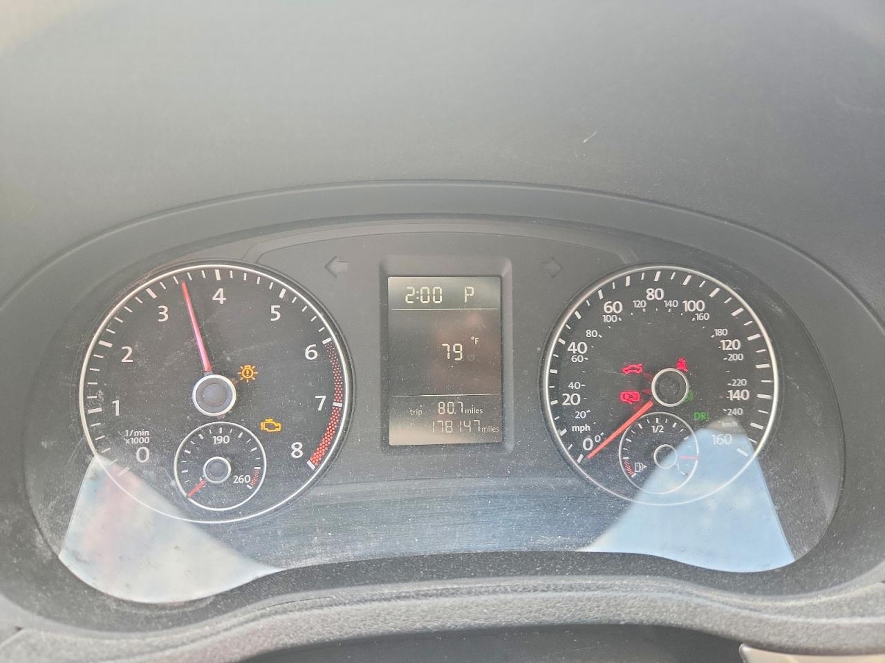 2013 Volkswagen Passat S Silver vin: 1VWAP7A32DC126878