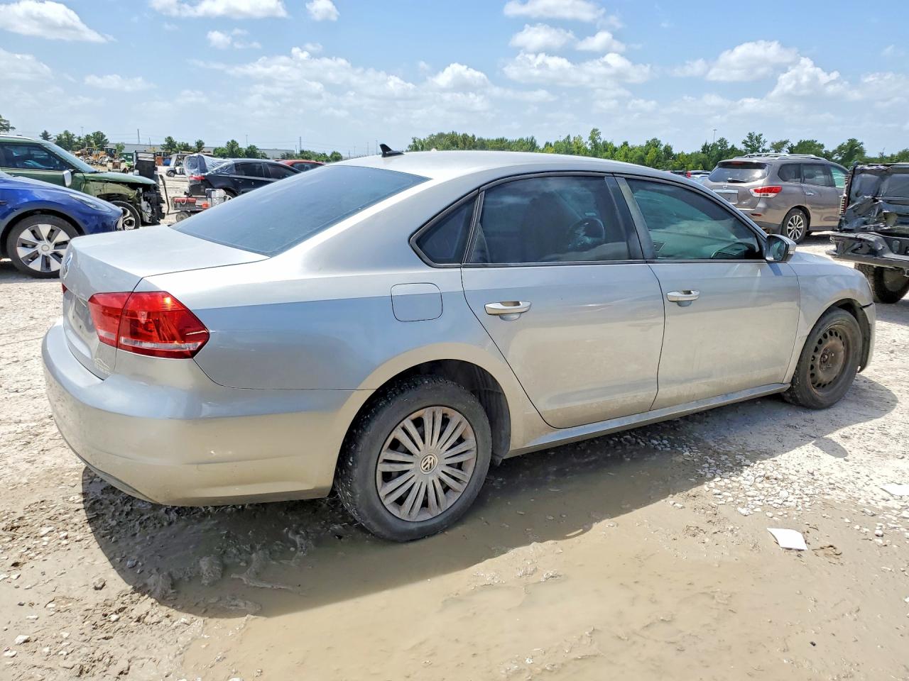 2014 Volkswagen Passat S Silver vin: 1VWAP7A32EC024806