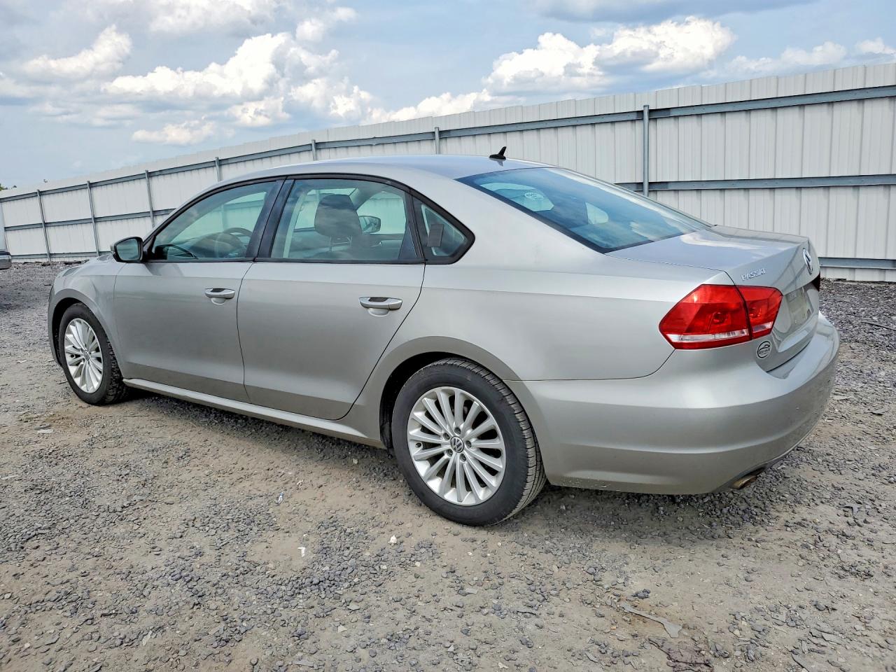 2014 Volkswagen Passat S Silver vin: 1VWAP7A32EC028791