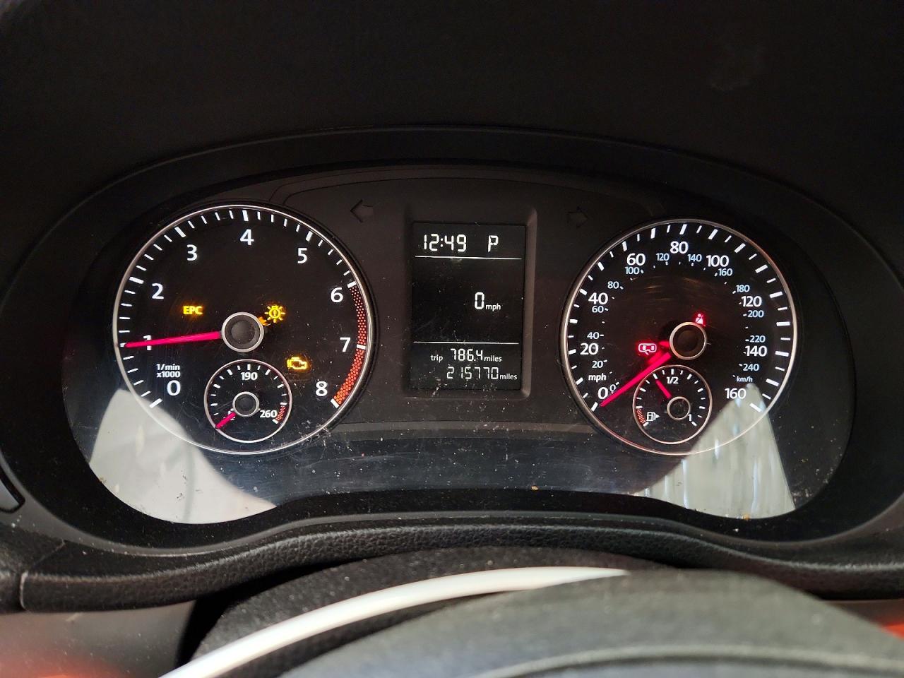 2012 Volkswagen Passat S Silver vin: 1VWAP7A33CC039408