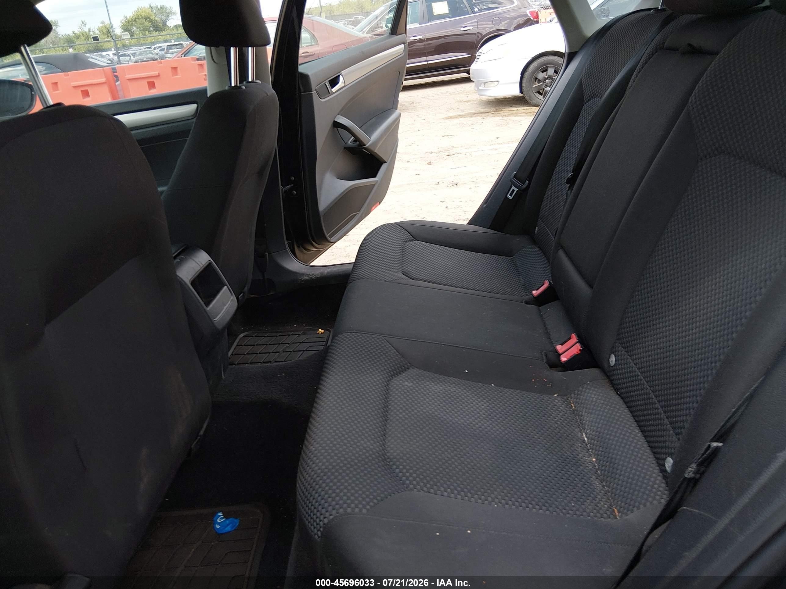 2012 Volkswagen Passat 2.5l S Black vin: 1VWAP7A33CC042227