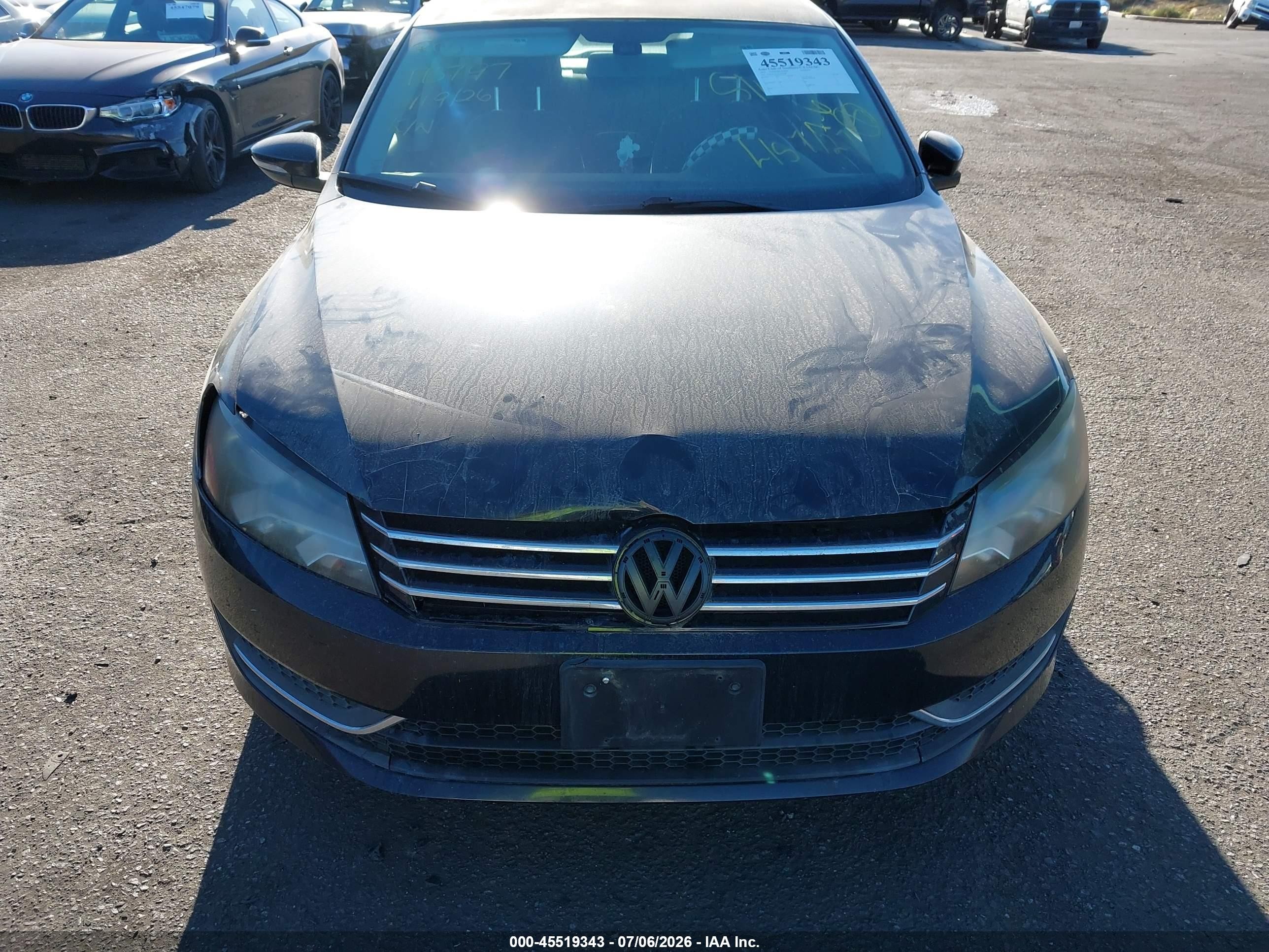 2012 Volkswagen Passat 2.5l S Black vin: 1VWAP7A33CC070500