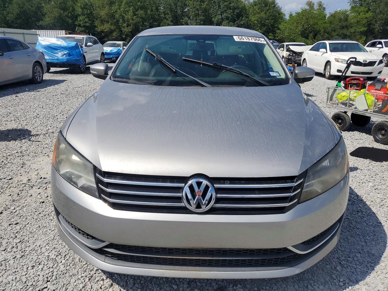 2013 Volkswagen Passat S Gray vin: 1VWAP7A33DC009794