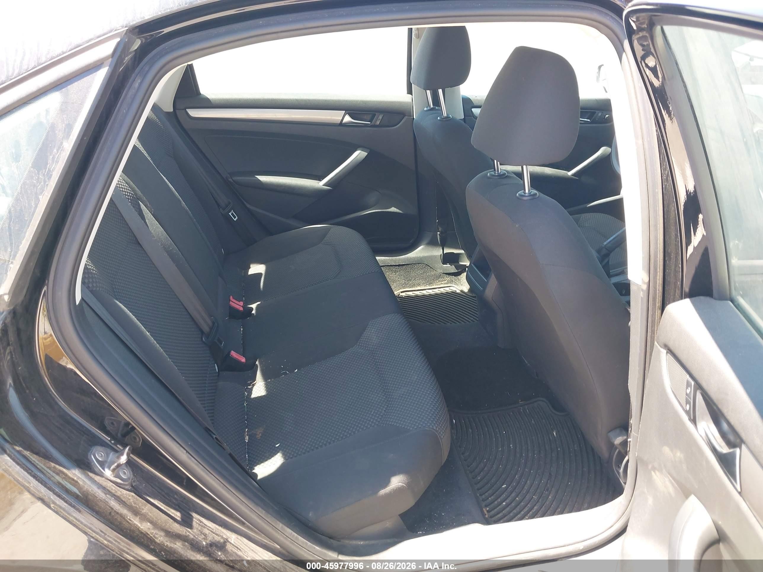 2013 Volkswagen Passat 2.5l S Черный vin: 1VWAP7A33DC024358