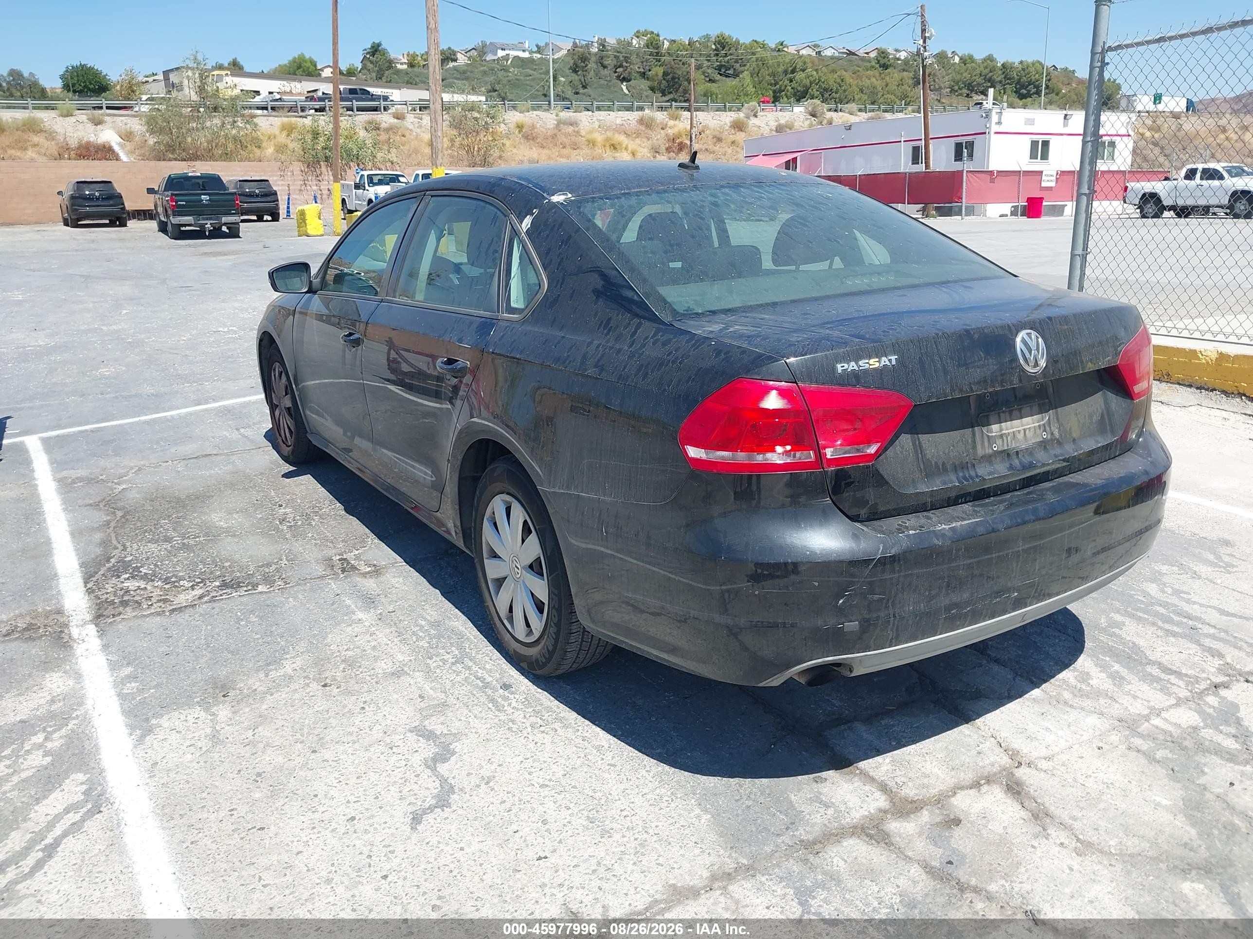 2013 Volkswagen Passat 2.5l S Черный vin: 1VWAP7A33DC024358