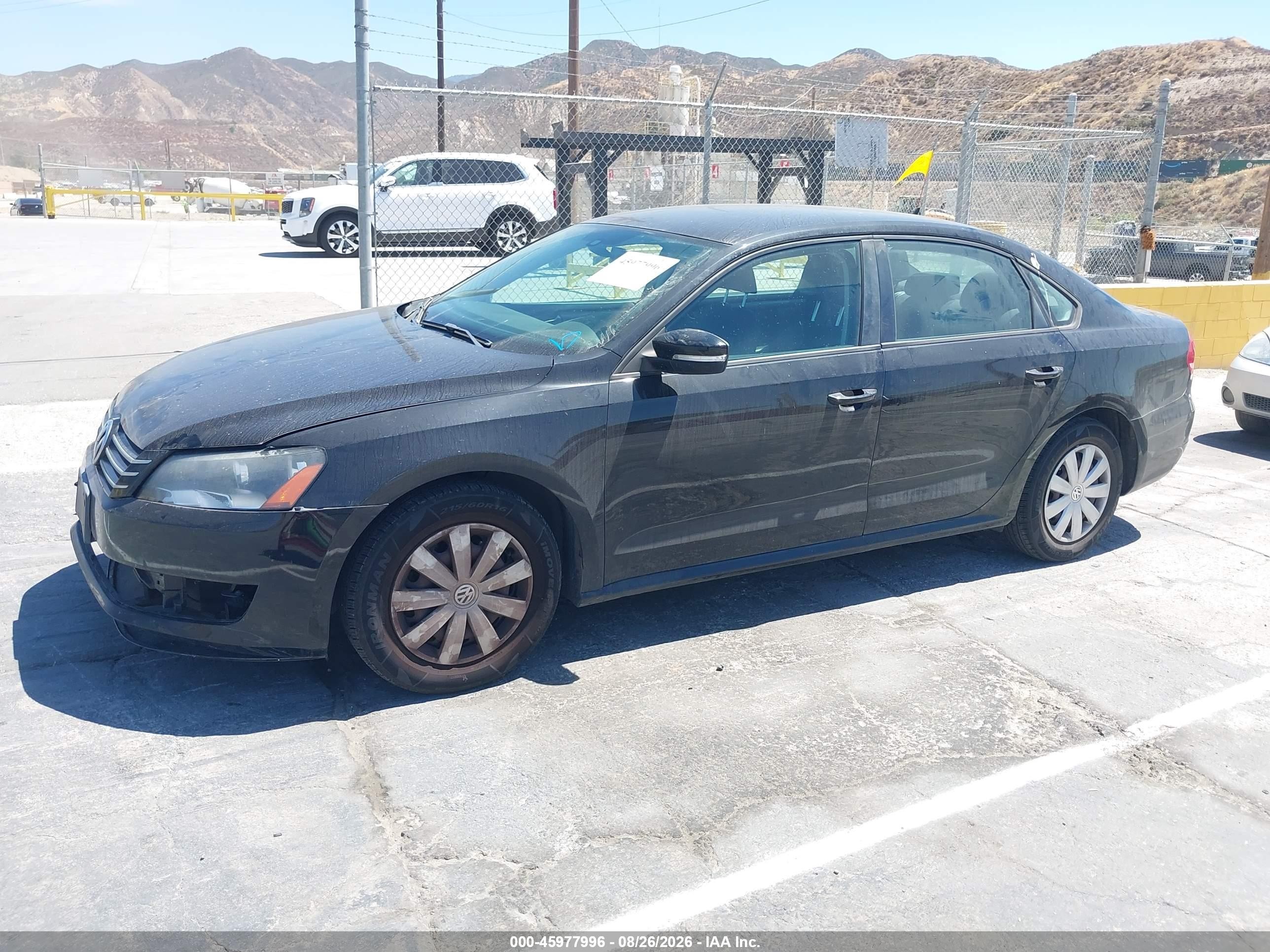 2013 Volkswagen Passat 2.5l S Черный vin: 1VWAP7A33DC024358