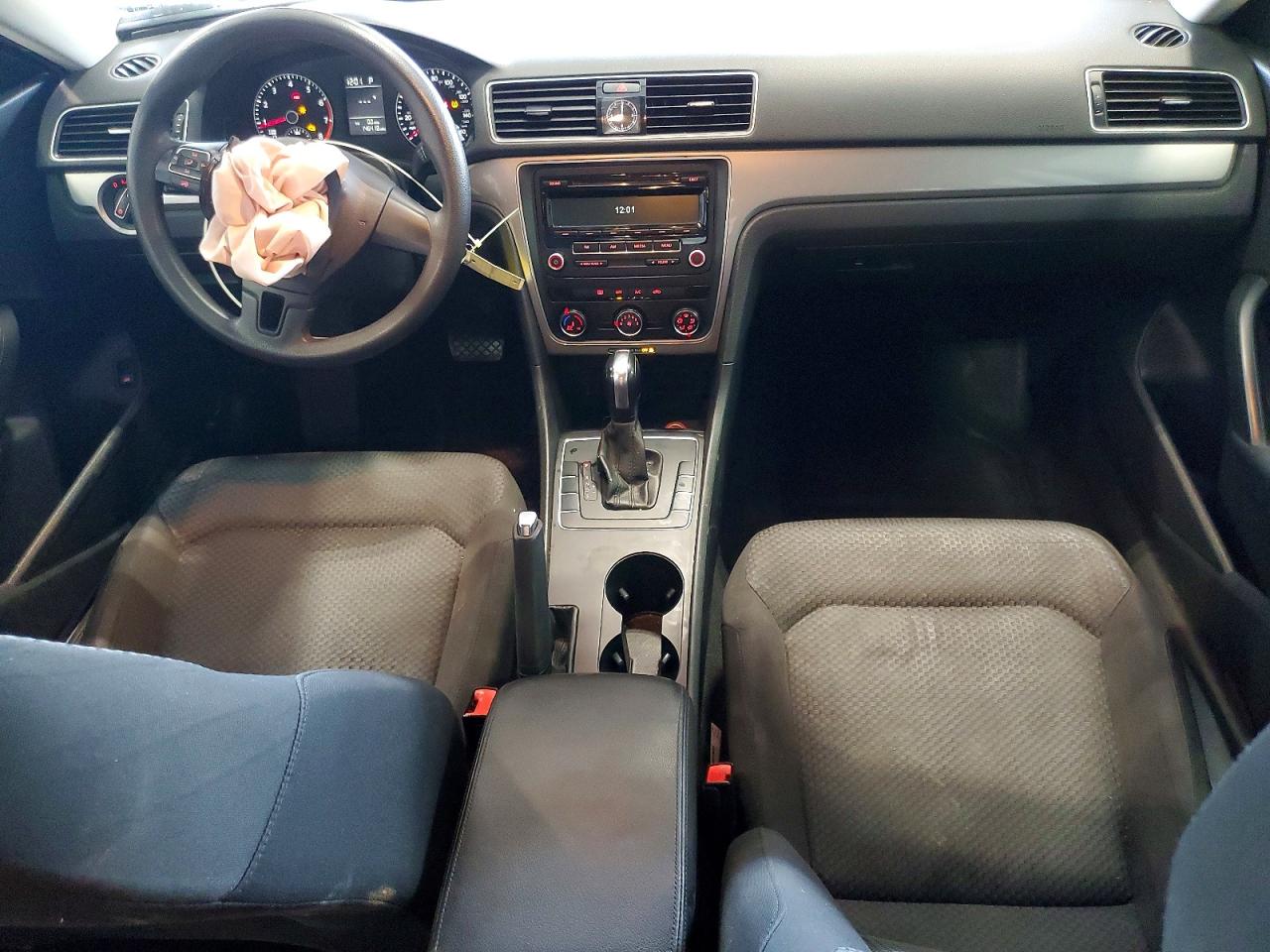 2013 Volkswagen Passat S Темно-бордовый vin: 1VWAP7A33DC062513
