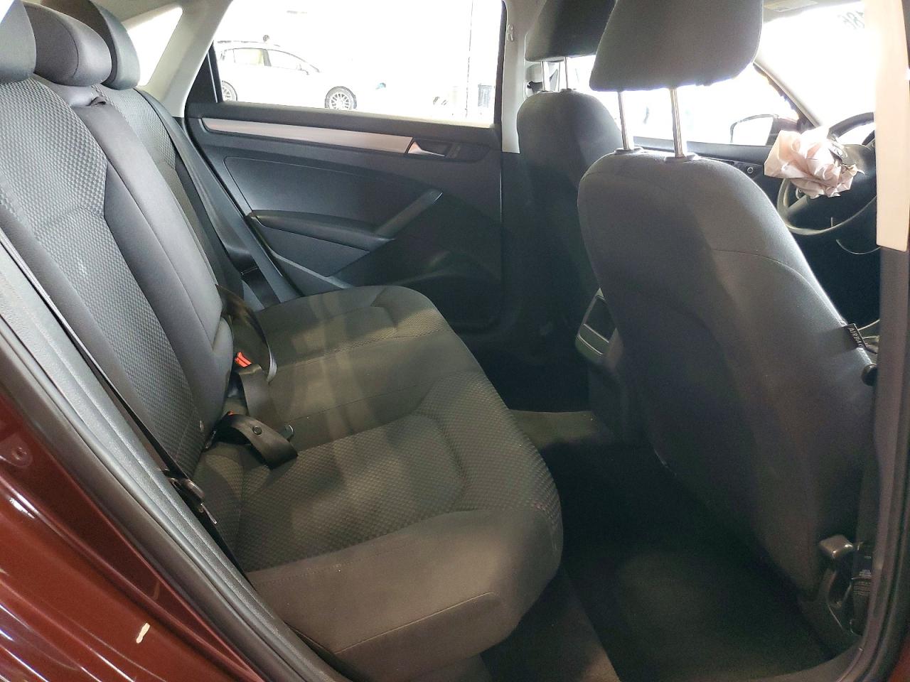 2013 Volkswagen Passat S Темно-бордовый vin: 1VWAP7A33DC062513