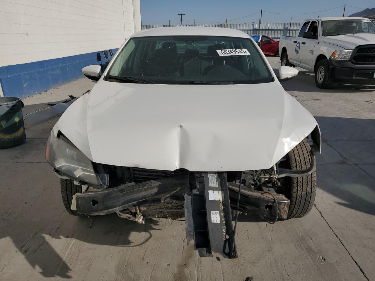 2012 Volkswagen Passat S White vin: 1VWAP7A34CC024450