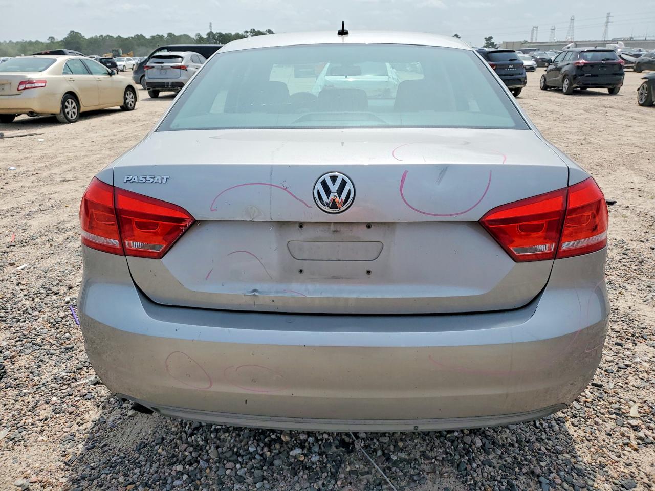 2012 Volkswagen Passat S Silver vin: 1VWAP7A34CC077701