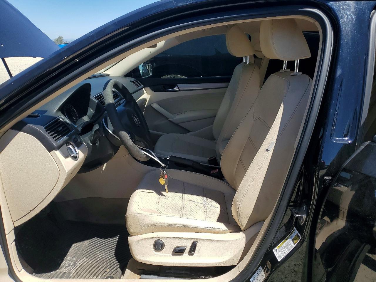 2013 Volkswagen Passat S Black vin: 1VWAP7A34DC134240
