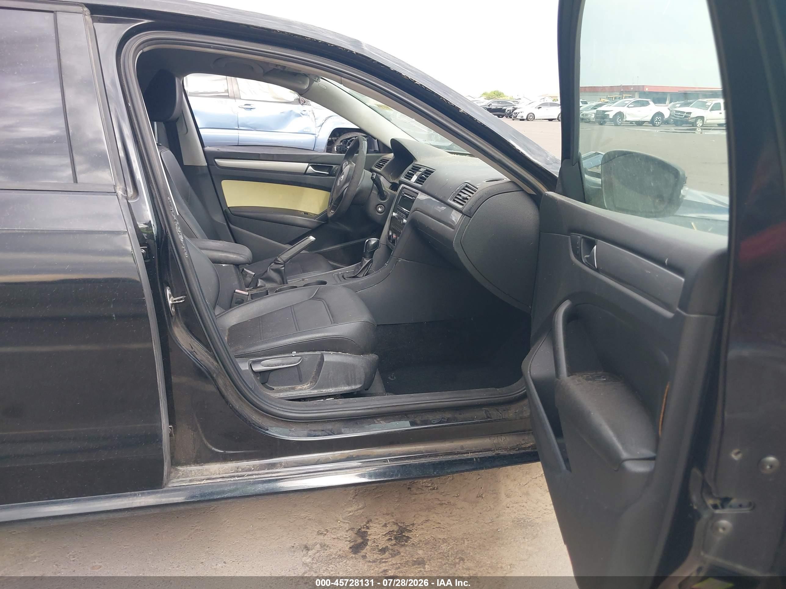 2013 Volkswagen Passat 2.5l Wolfsburg Edition Black vin: 1VWAP7A34DC142323