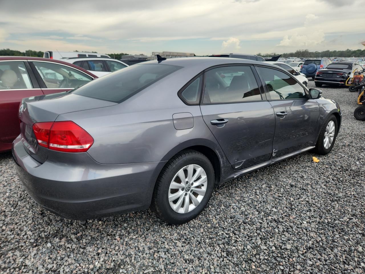 2014 Volkswagen Passat S Gray vin: 1VWAP7A34EC003004