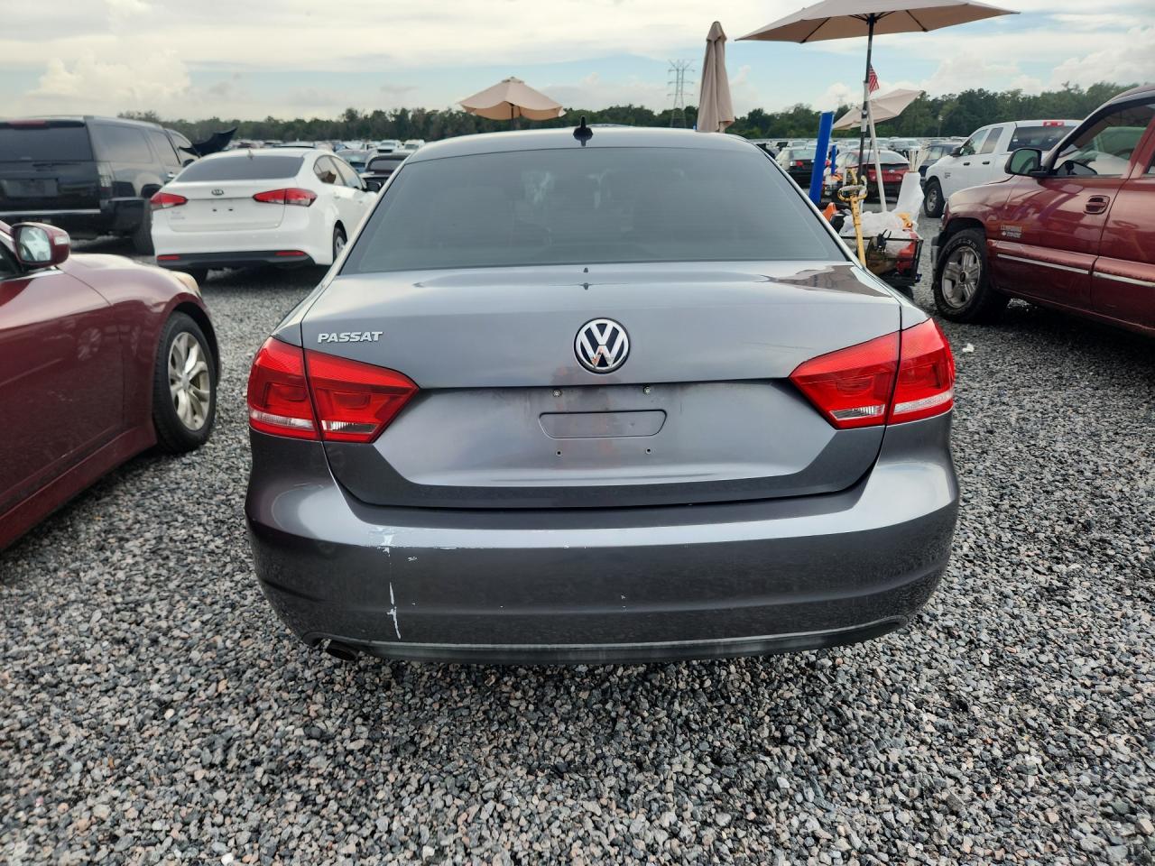 2014 Volkswagen Passat S Gray vin: 1VWAP7A34EC003004