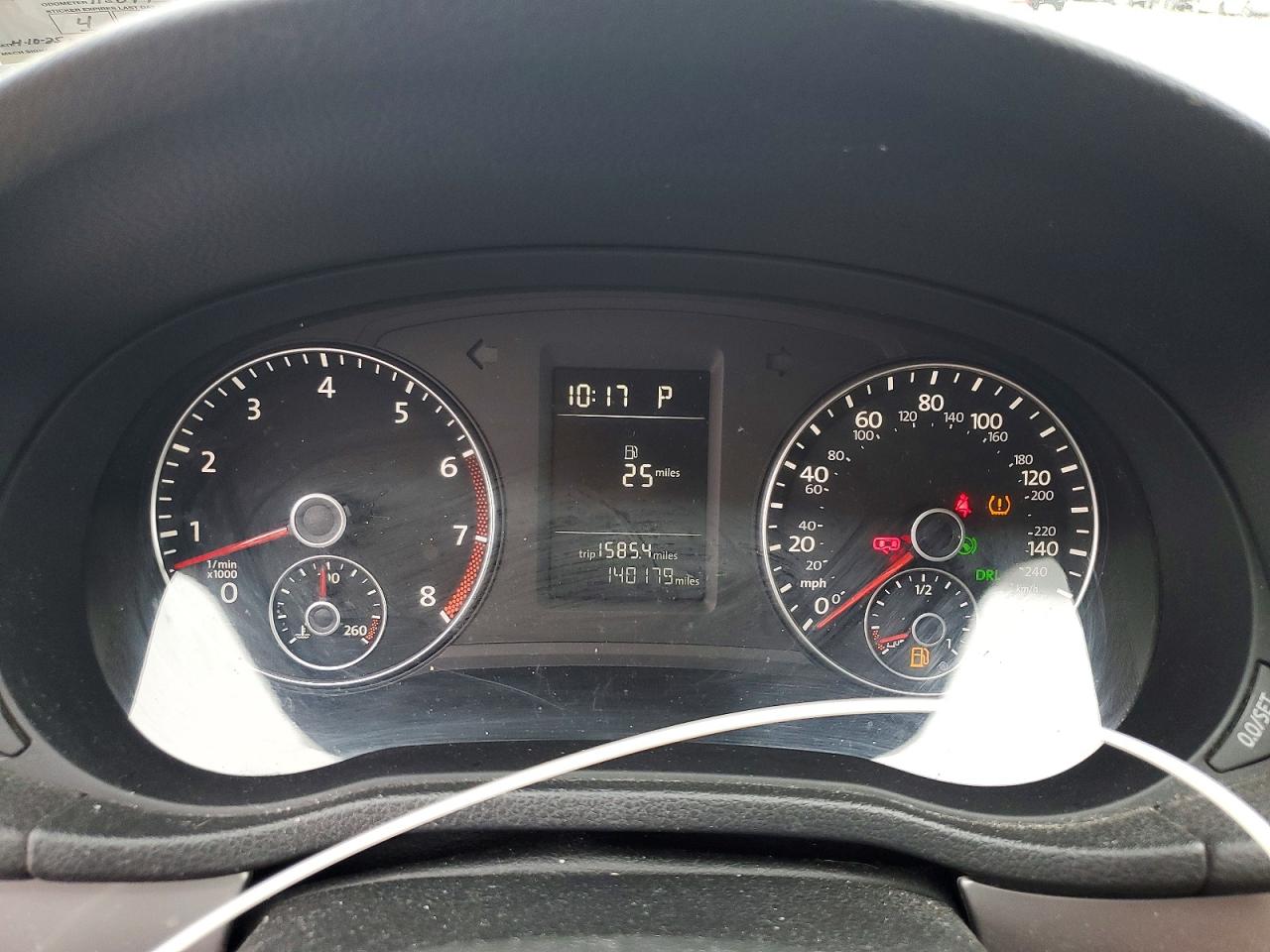 2014 Volkswagen Passat S White vin: 1VWAP7A34EC008090