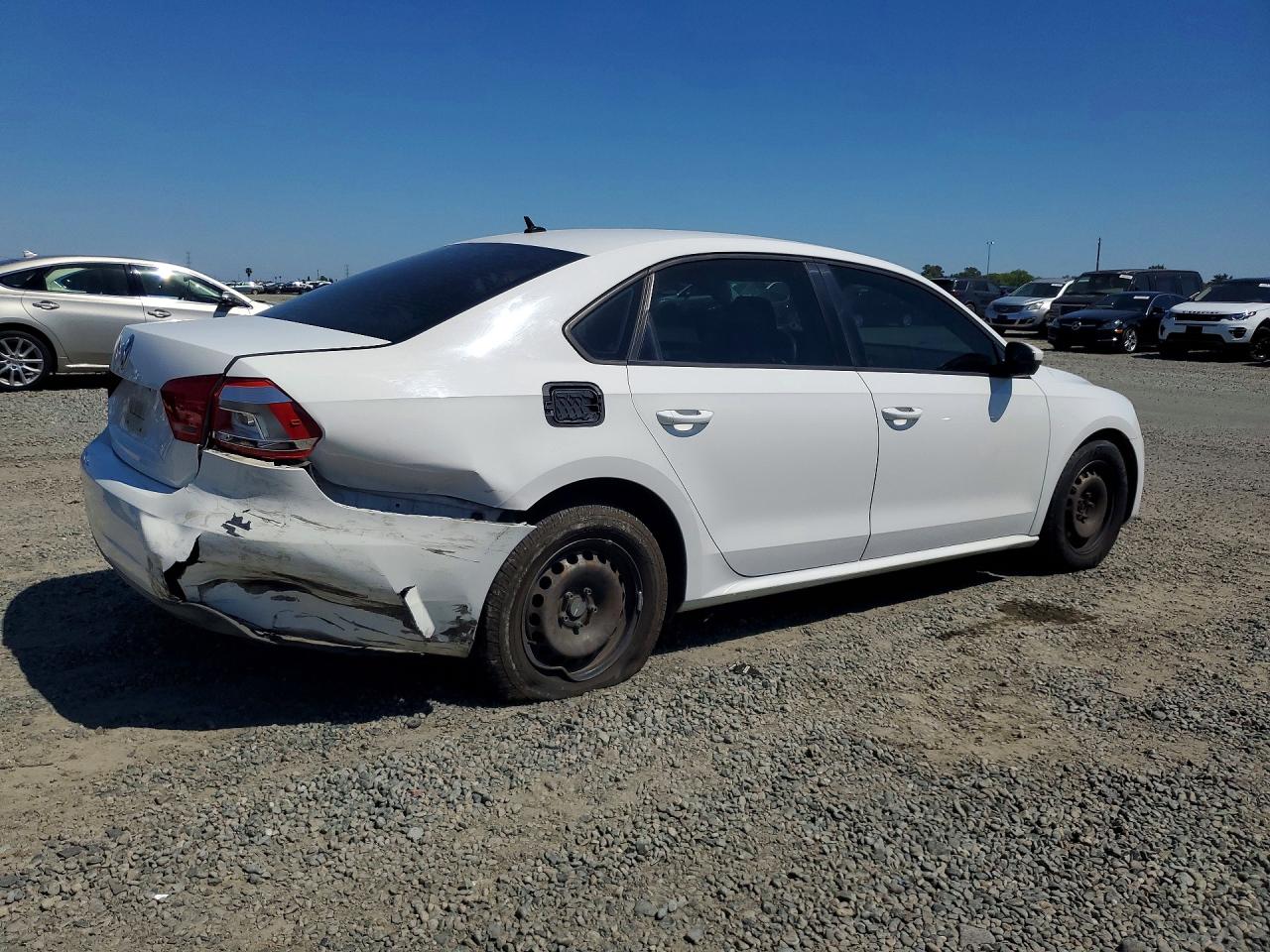 2014 Volkswagen Passat S White vin: 1VWAP7A34EC018585