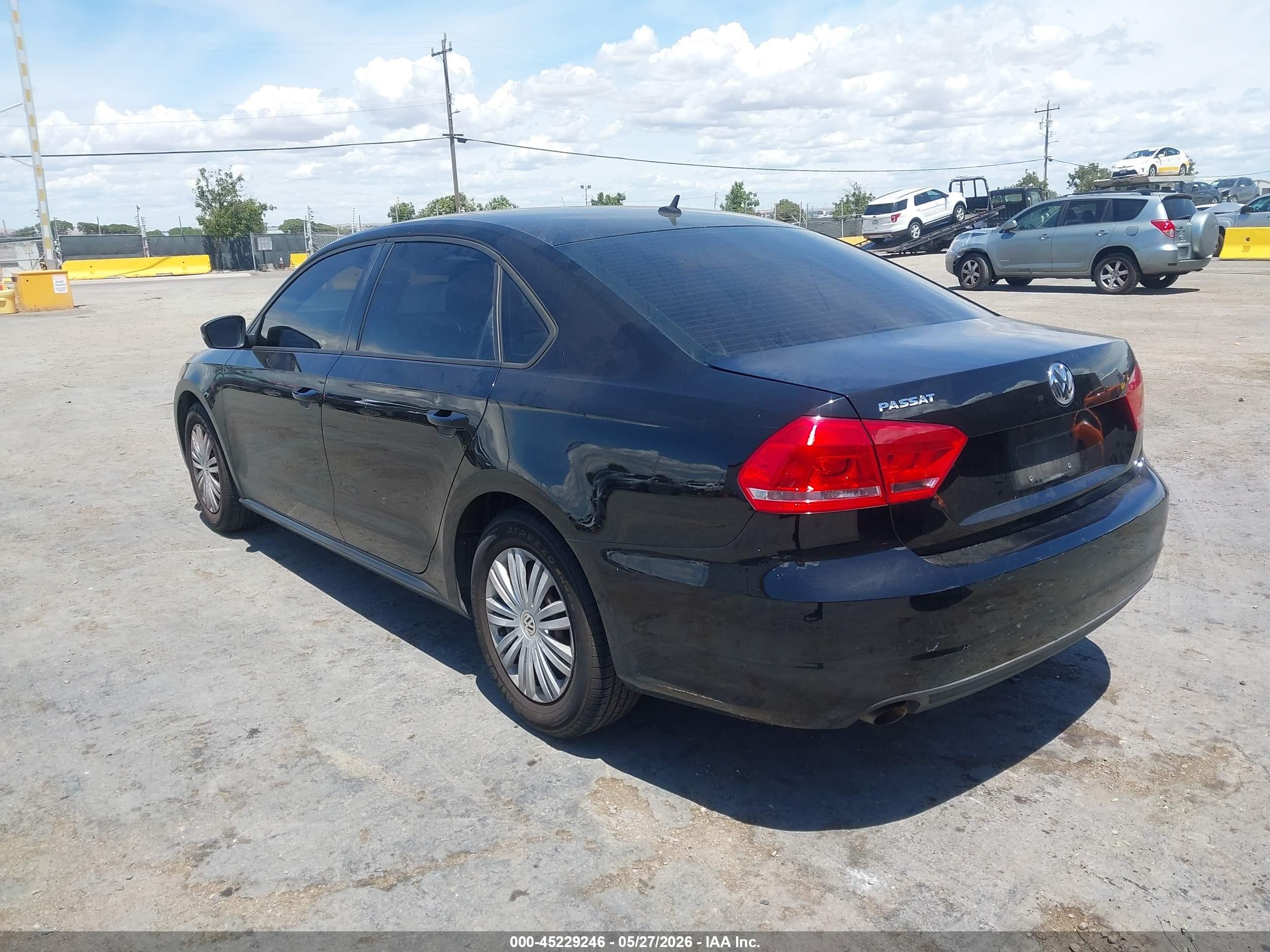 2014 Volkswagen Passat 2.5l S Black vin: 1VWAP7A34EC019672