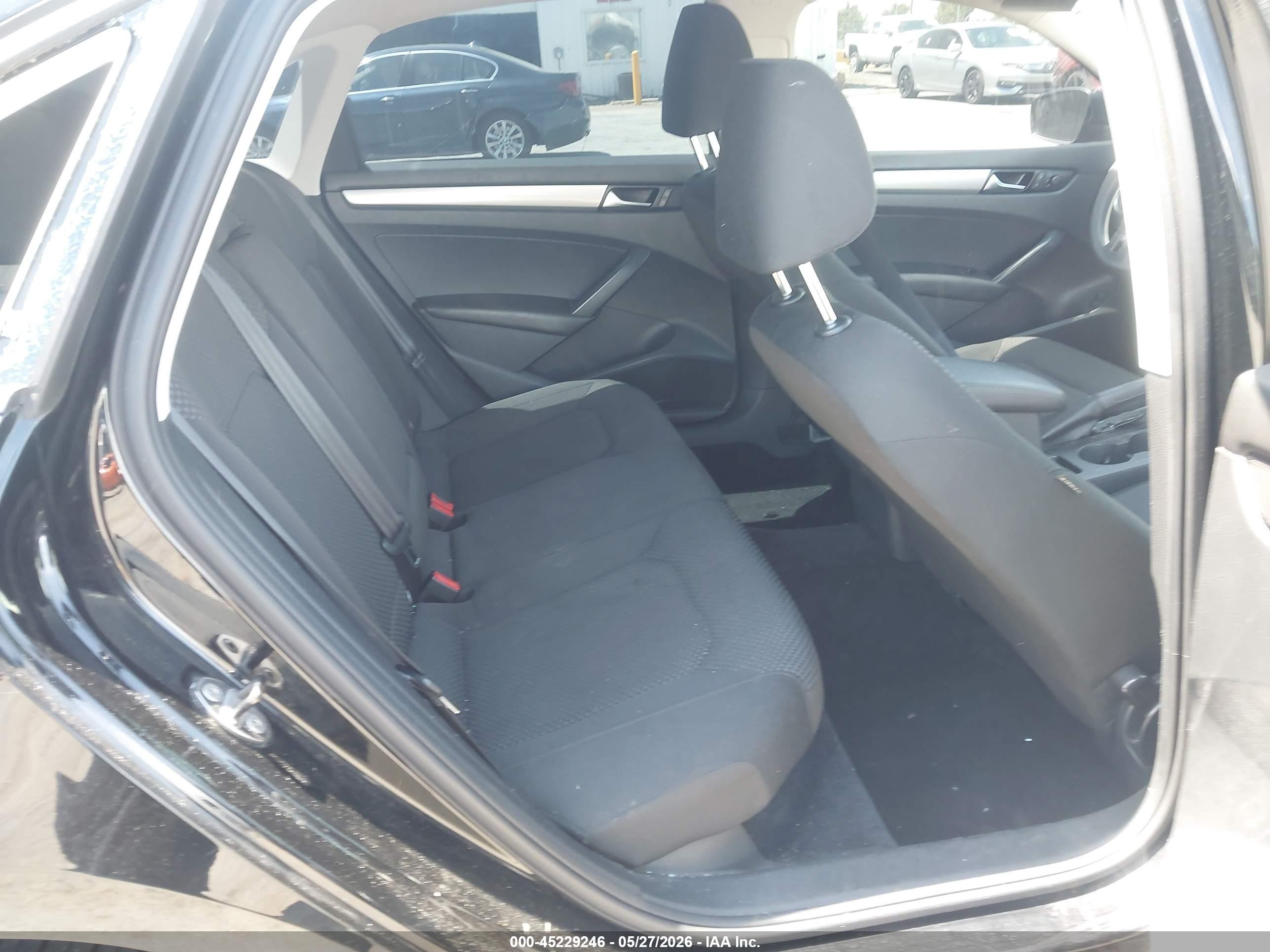 2014 Volkswagen Passat 2.5l S Black vin: 1VWAP7A34EC019672