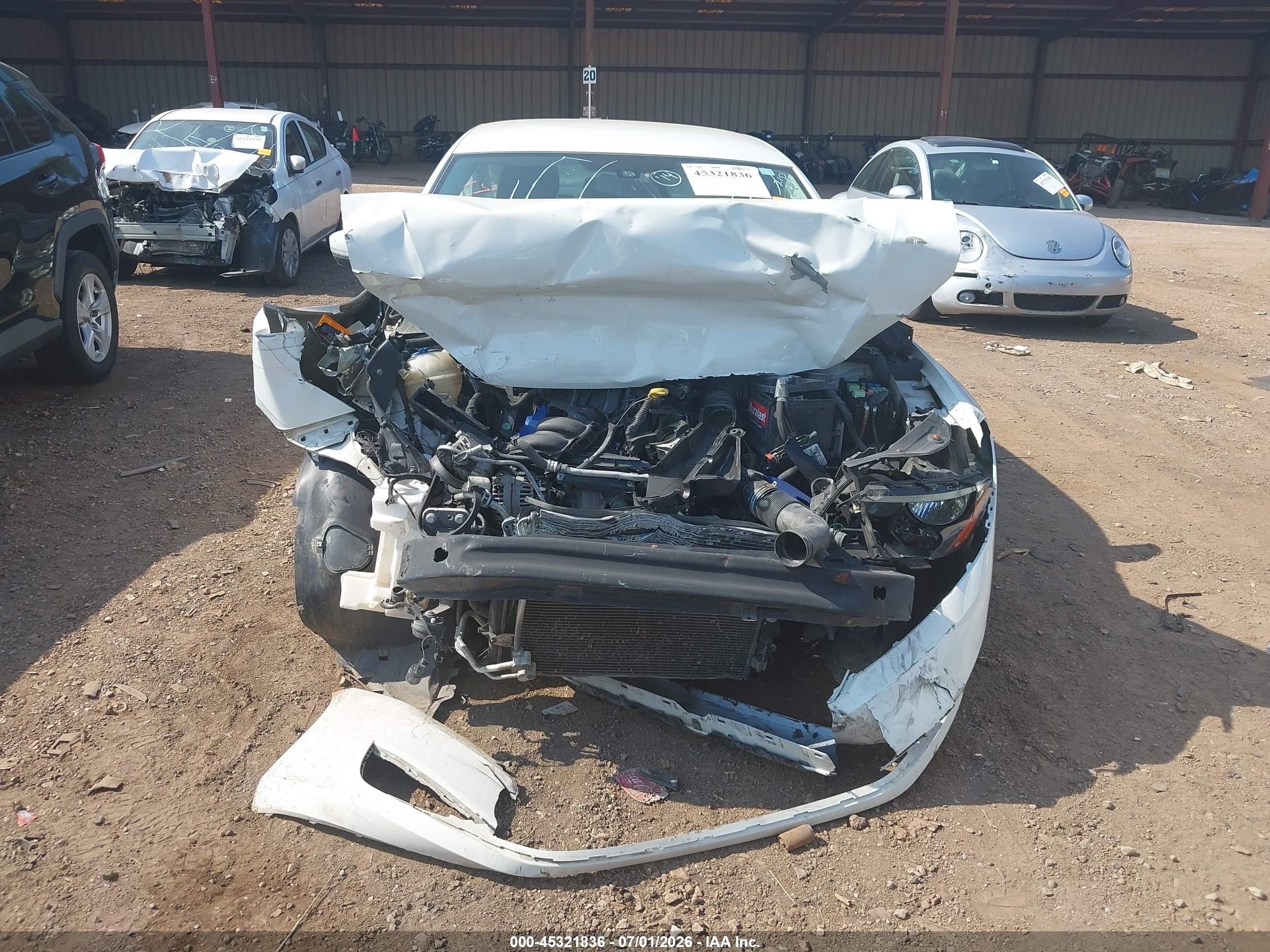2014 Volkswagen Passat 2.5l S Белый vin: 1VWAP7A34EC021017