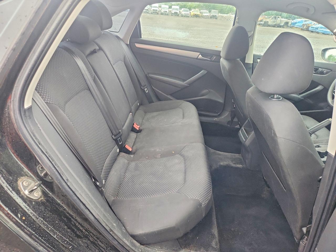 2012 Volkswagen Passat S Black vin: 1VWAP7A35CC005437
