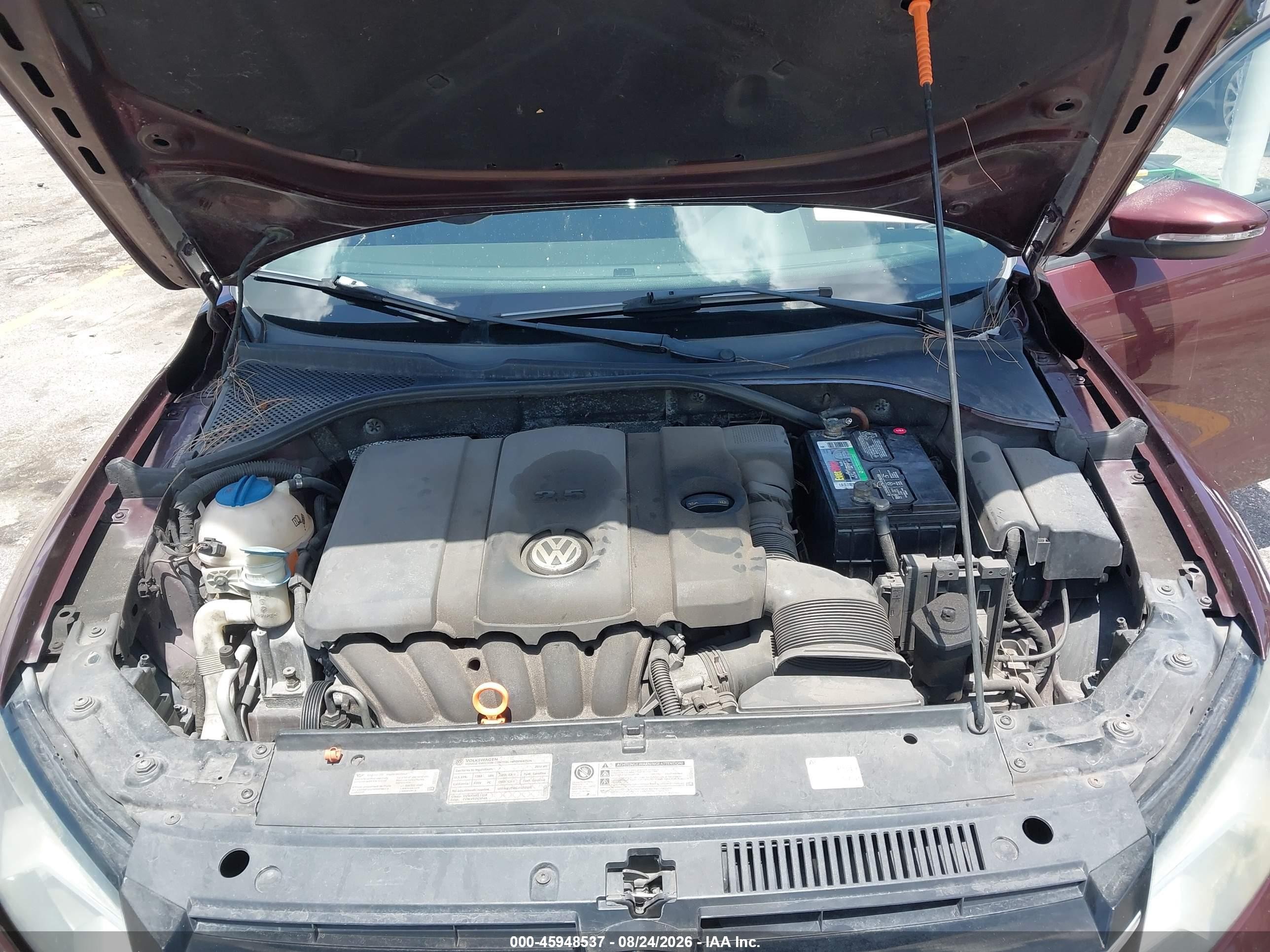 2012 Volkswagen Passat 2.5l S Burgundy vin: 1VWAP7A35CC054346