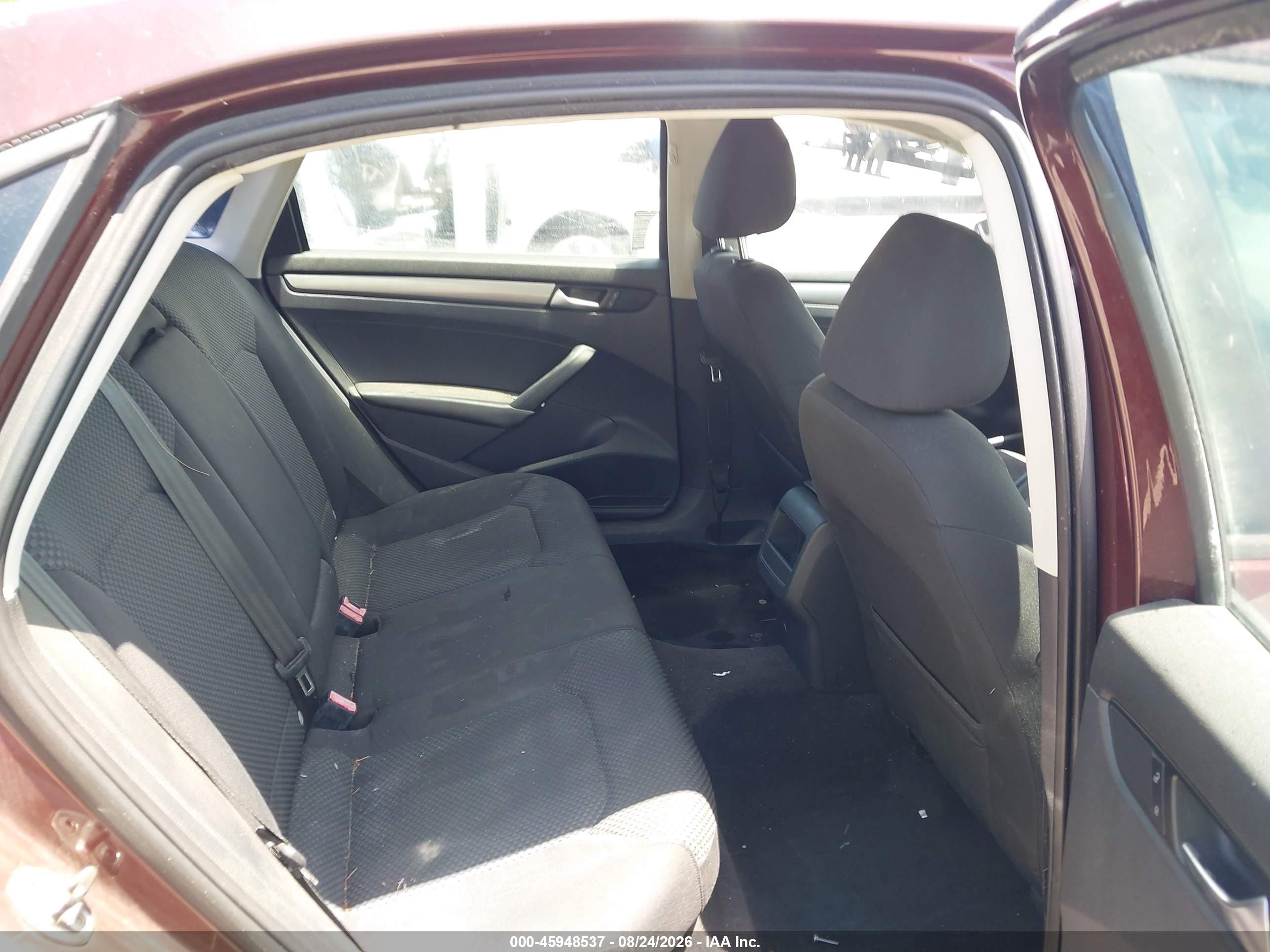 2012 Volkswagen Passat 2.5l S Burgundy vin: 1VWAP7A35CC054346