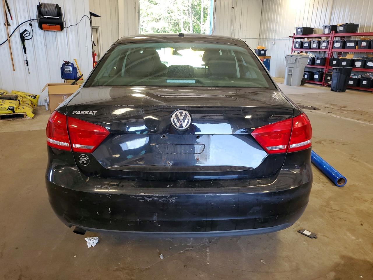 2012 Volkswagen Passat S Black vin: 1VWAP7A35CC073656