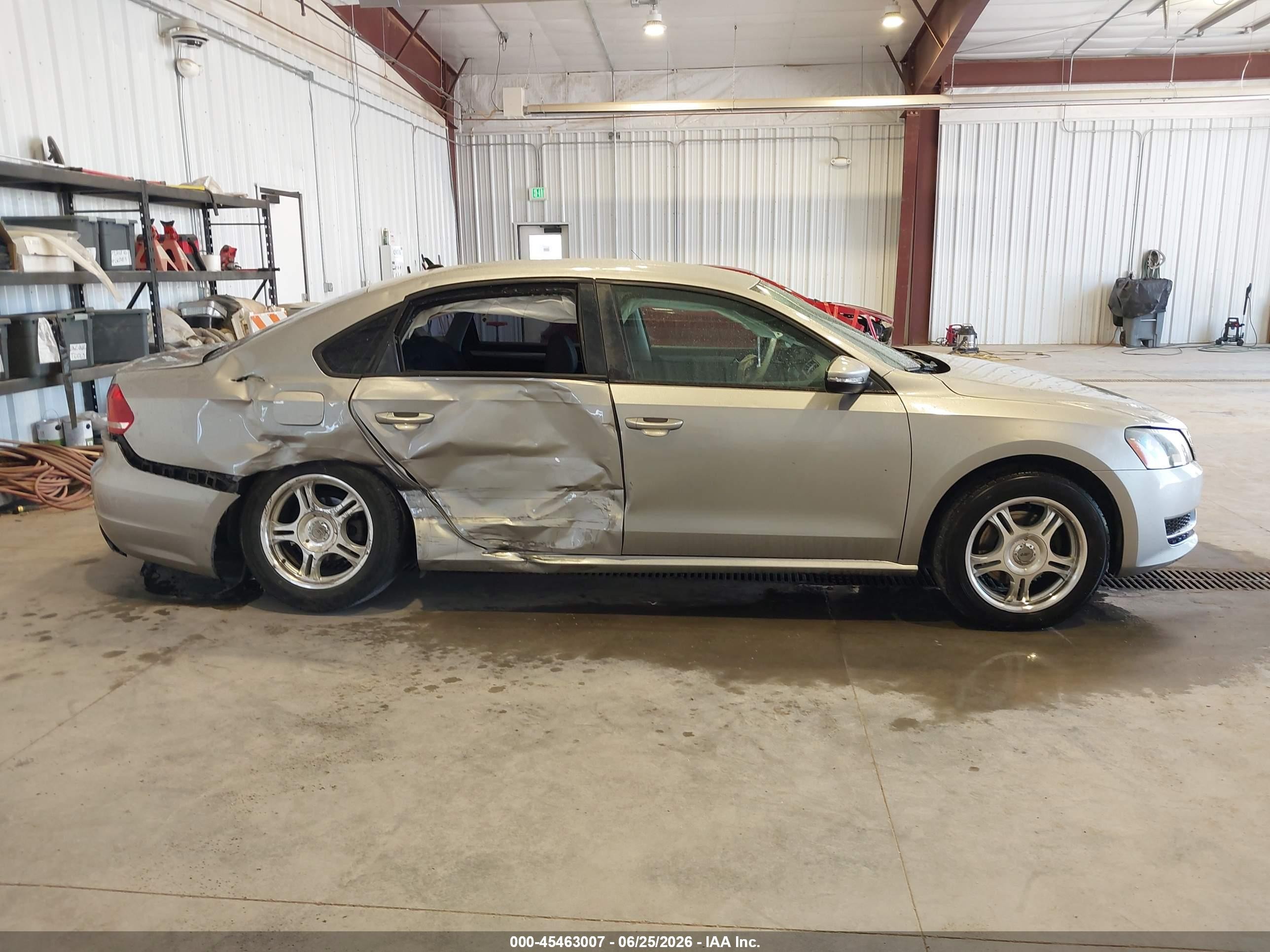 2012 Volkswagen Passat 2.5l S Gray vin: 1VWAP7A35CC080770