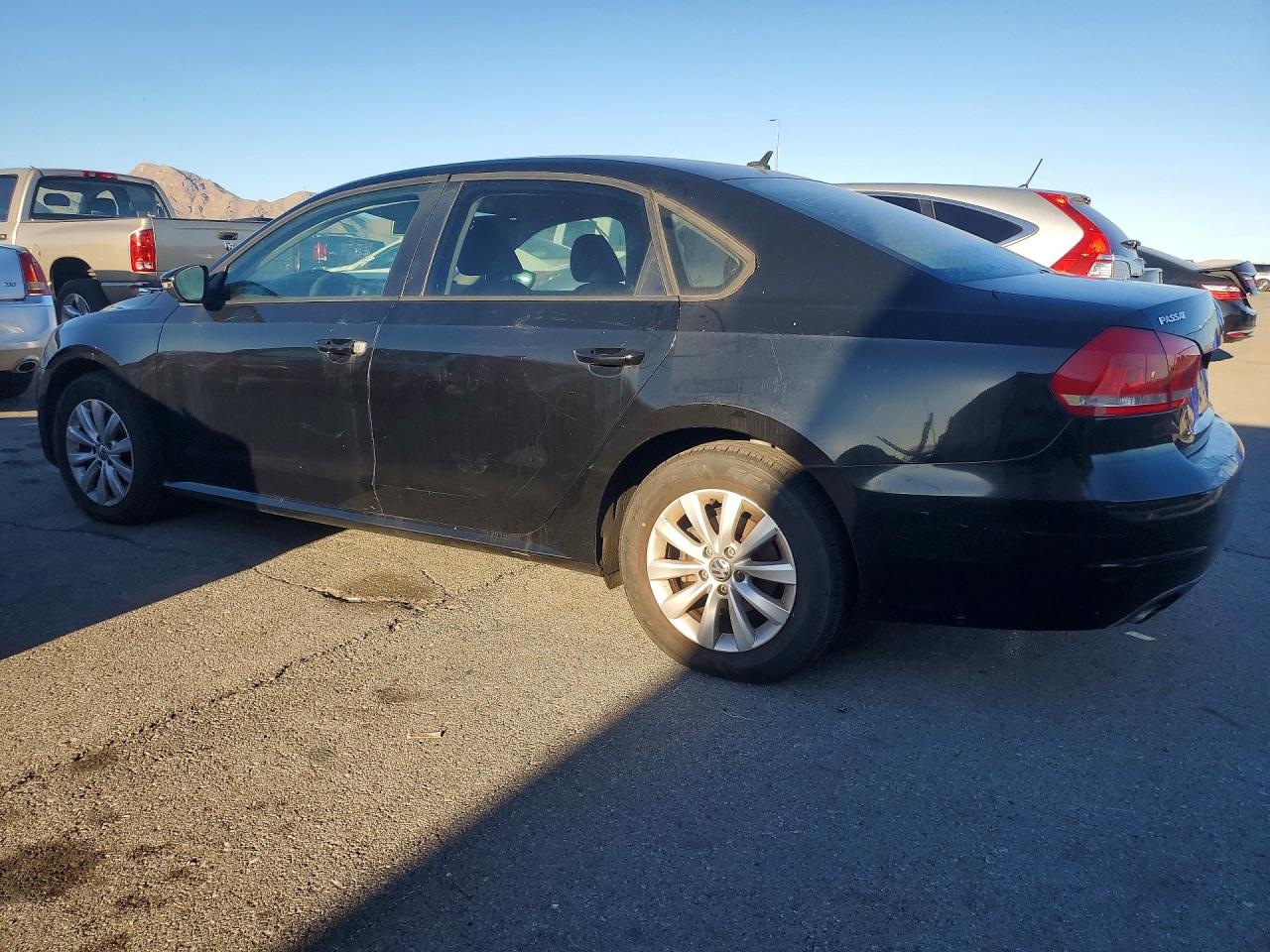 2012 Volkswagen Passat S Black vin: 1VWAP7A35CC094247