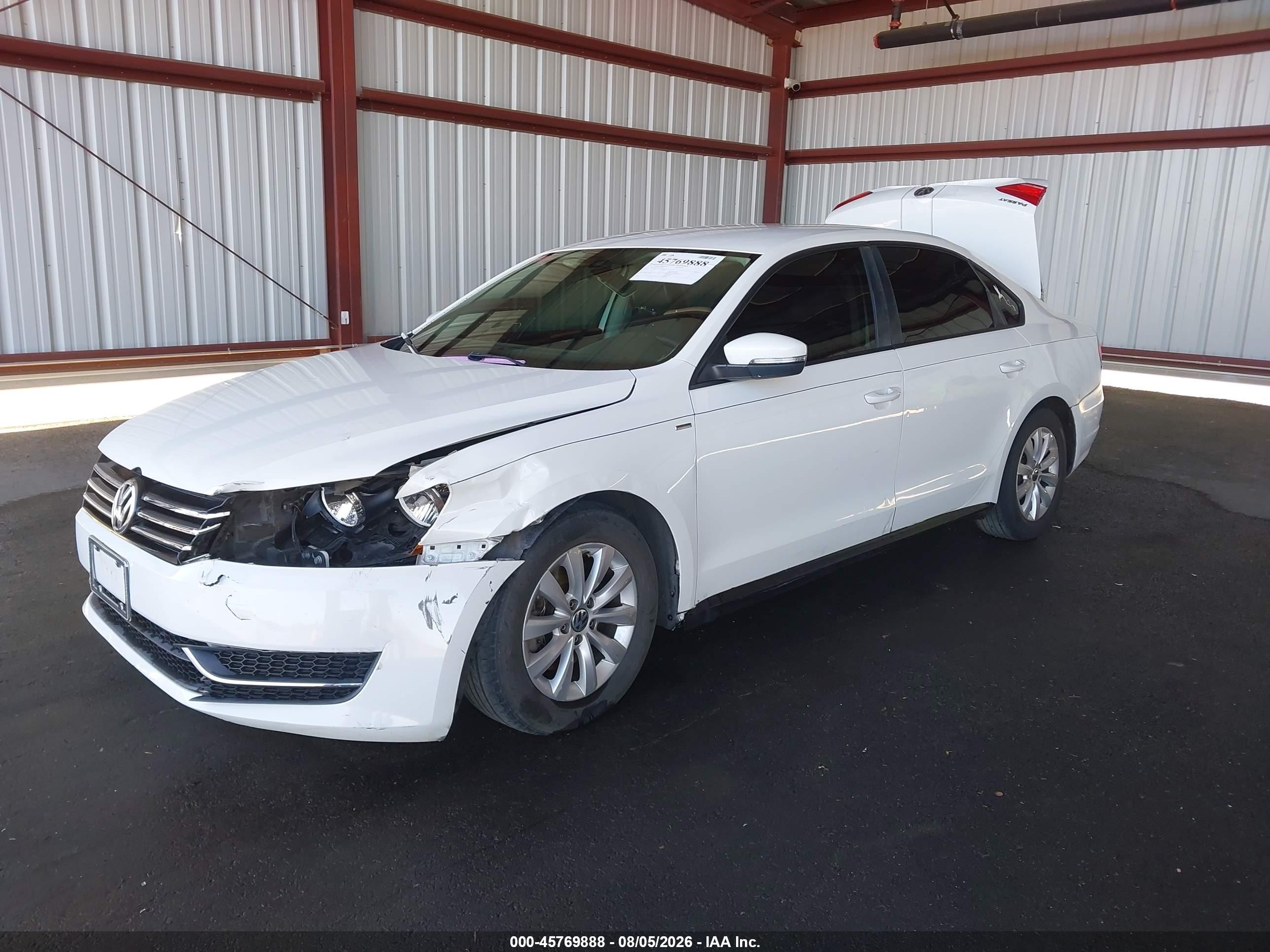 2013 Volkswagen Passat 2.5l Wolfsburg Edition Белый vin: 1VWAP7A35DC150852