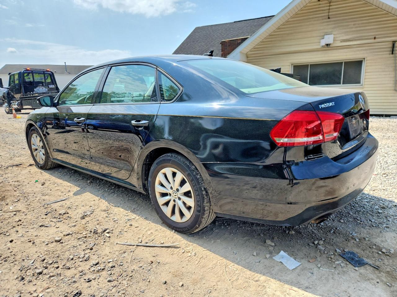 2014 Volkswagen Passat S Black vin: 1VWAP7A35EC003562