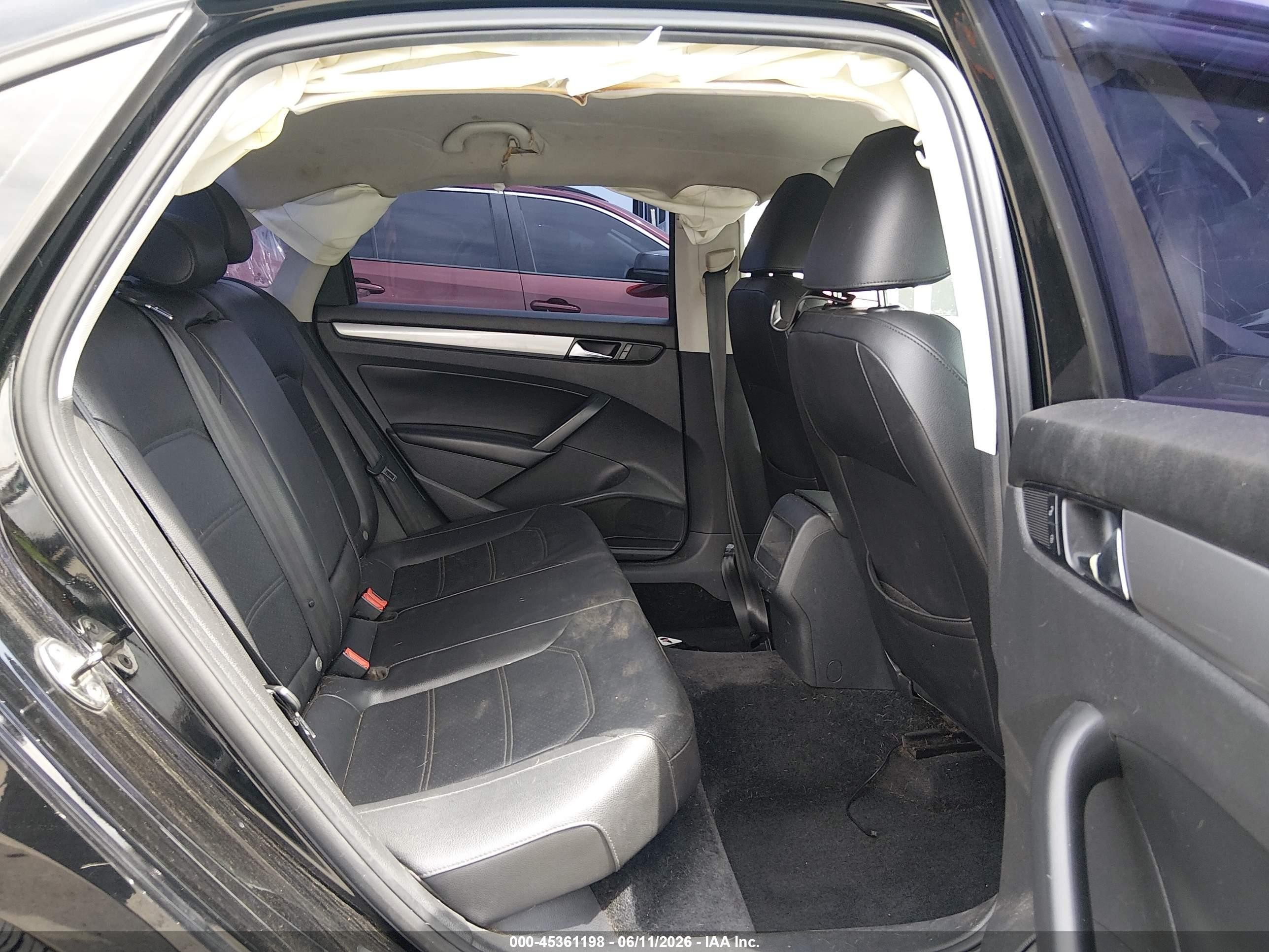 2014 Volkswagen Passat 2.5l Wolfsburg Edition Black vin: 1VWAP7A35EC012522