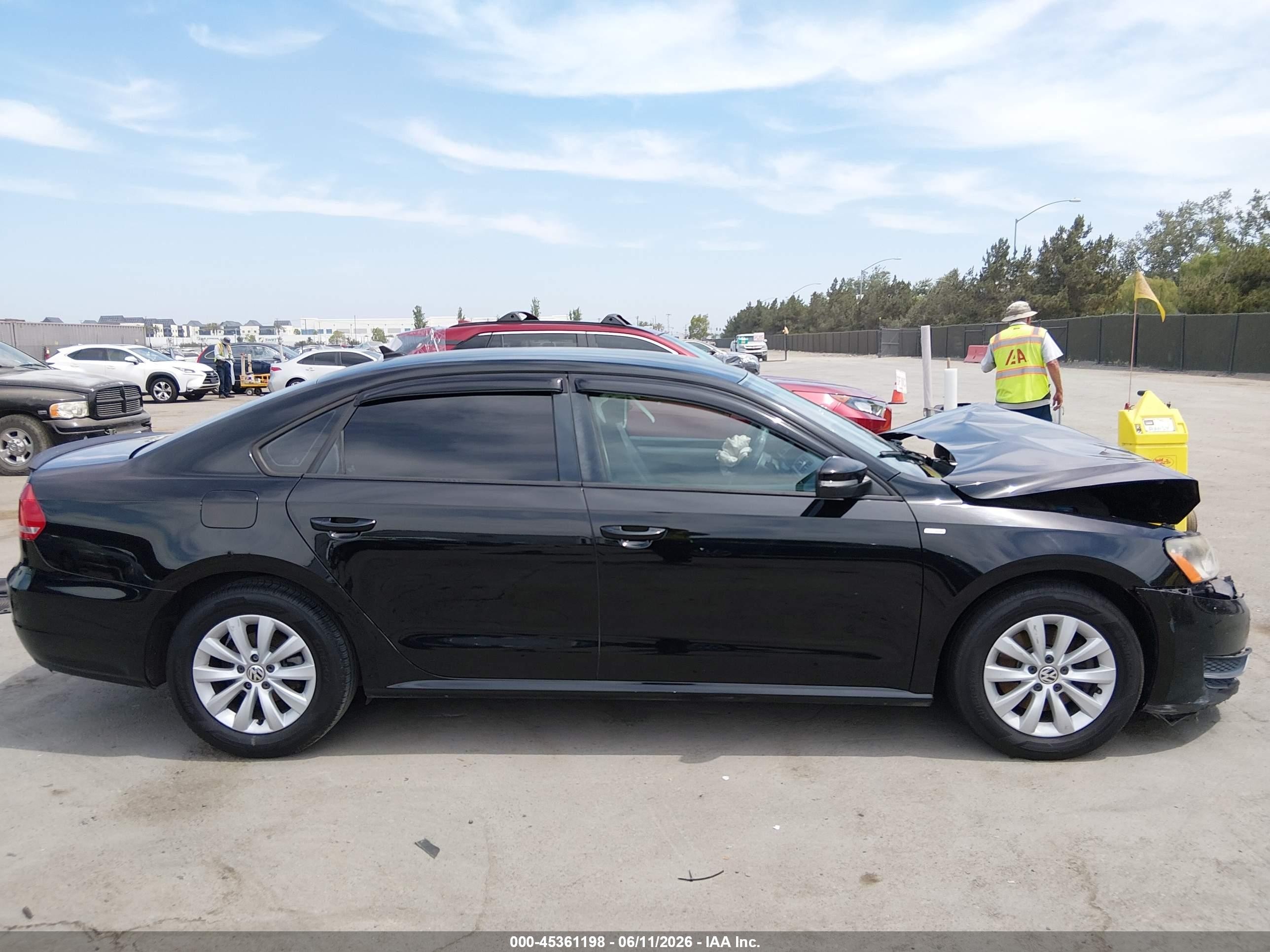 2014 Volkswagen Passat 2.5l Wolfsburg Edition Black vin: 1VWAP7A35EC012522