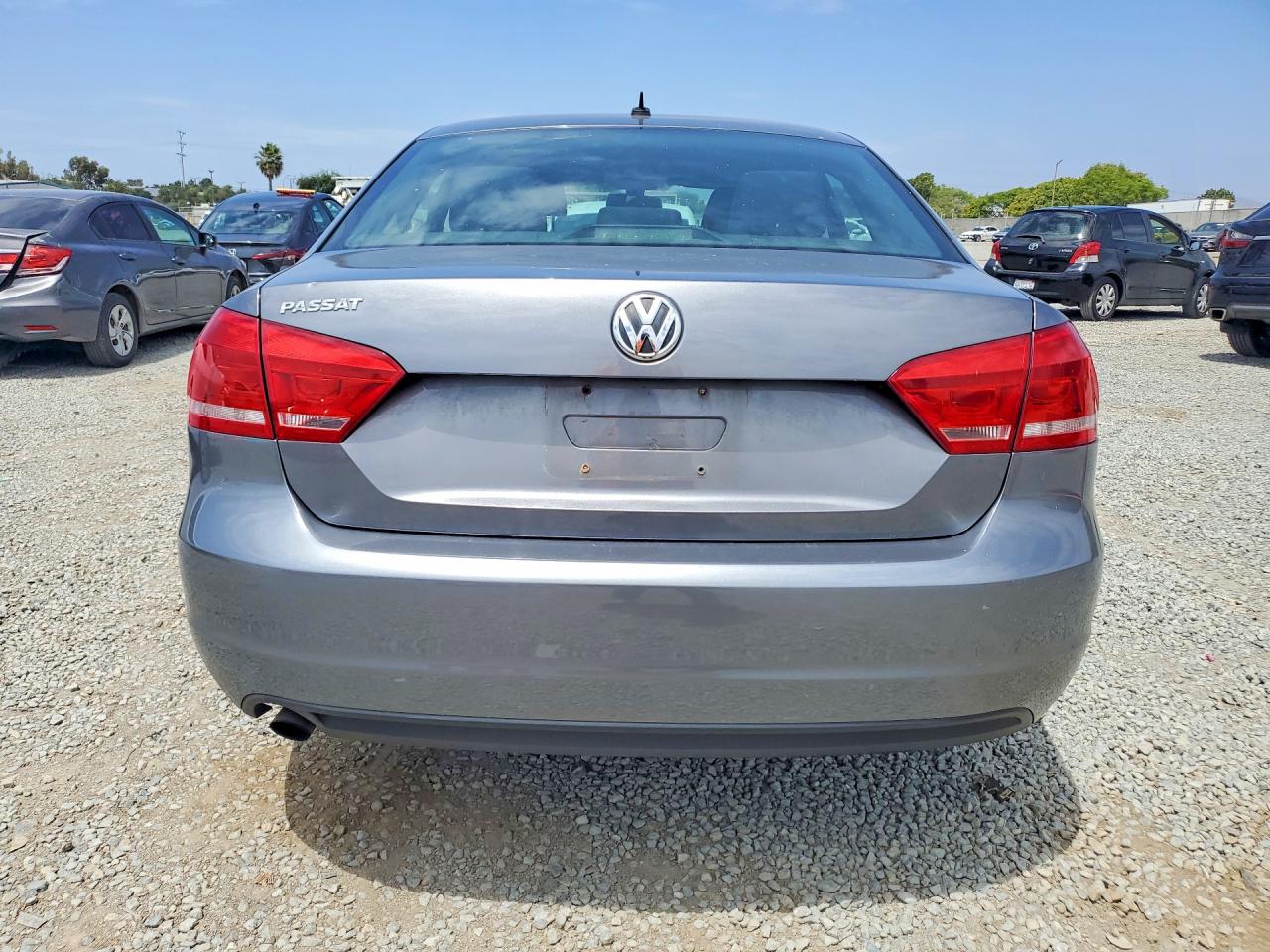 2013 Volkswagen Passat S Gray vin: 1VWAP7A36DC059640