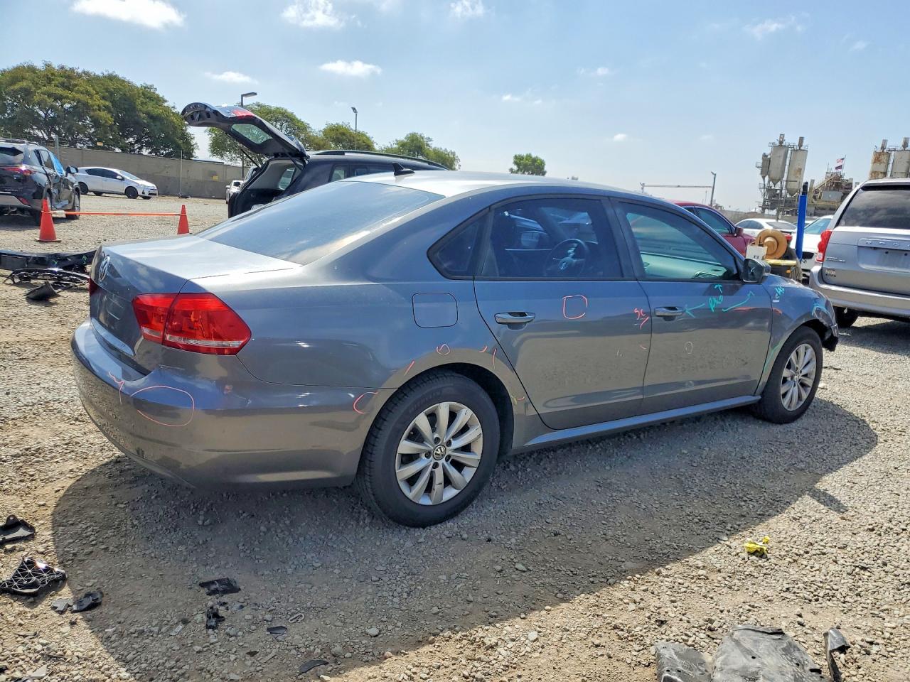 2013 Volkswagen Passat S Gray vin: 1VWAP7A36DC136717