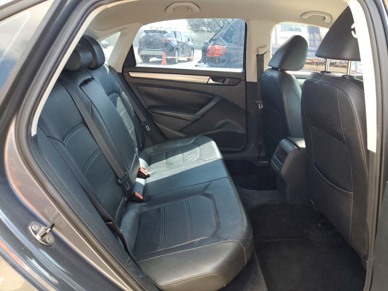 2013 Volkswagen Passat S Gray vin: 1VWAP7A36DC136717