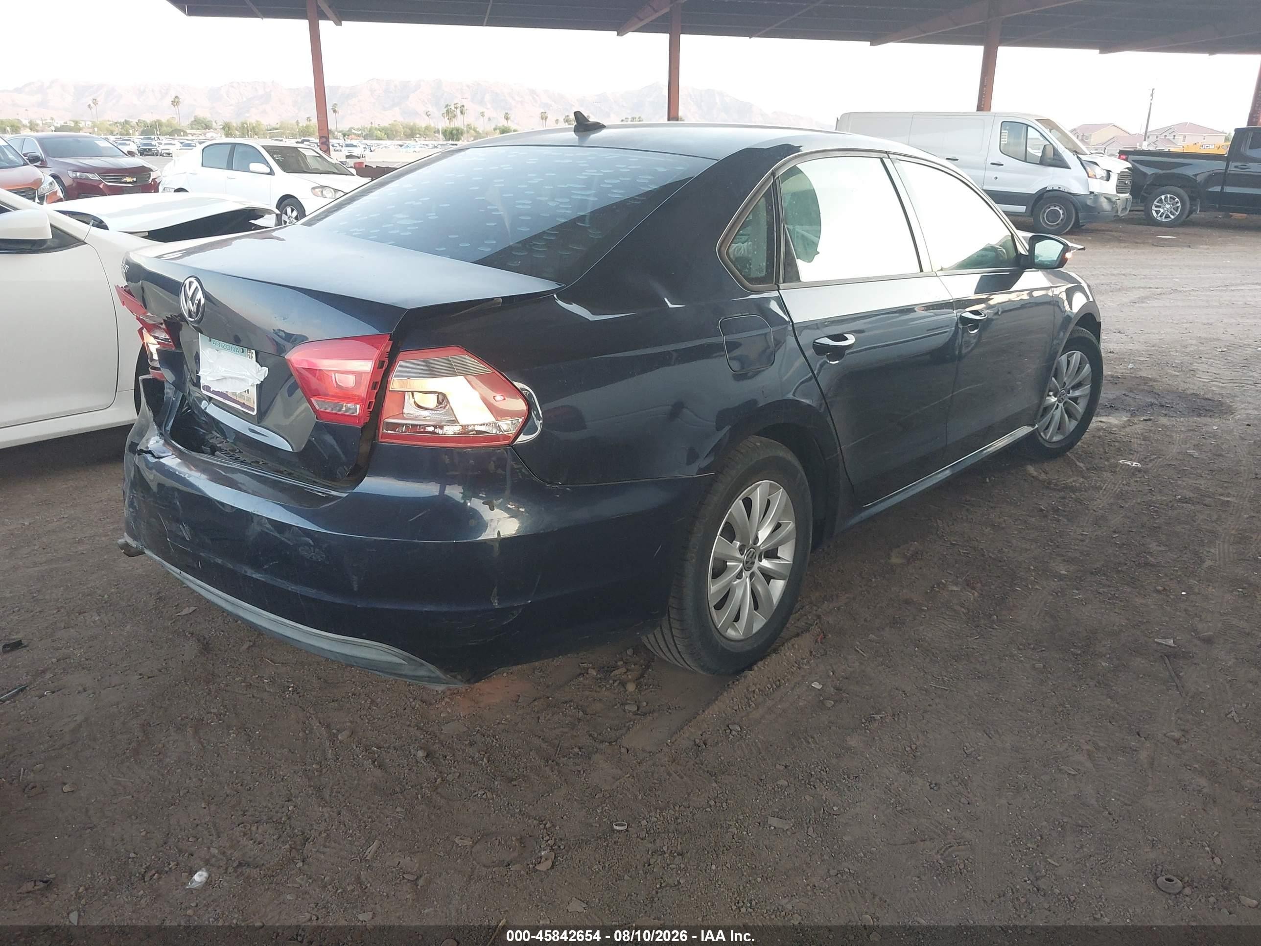 2014 Volkswagen Passat 2.5l Wolfsburg Edition Blue vin: 1VWAP7A36EC022122