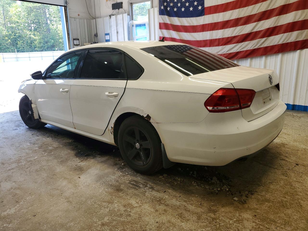 2012 Volkswagen Passat S White vin: 1VWAP7A37CC072881