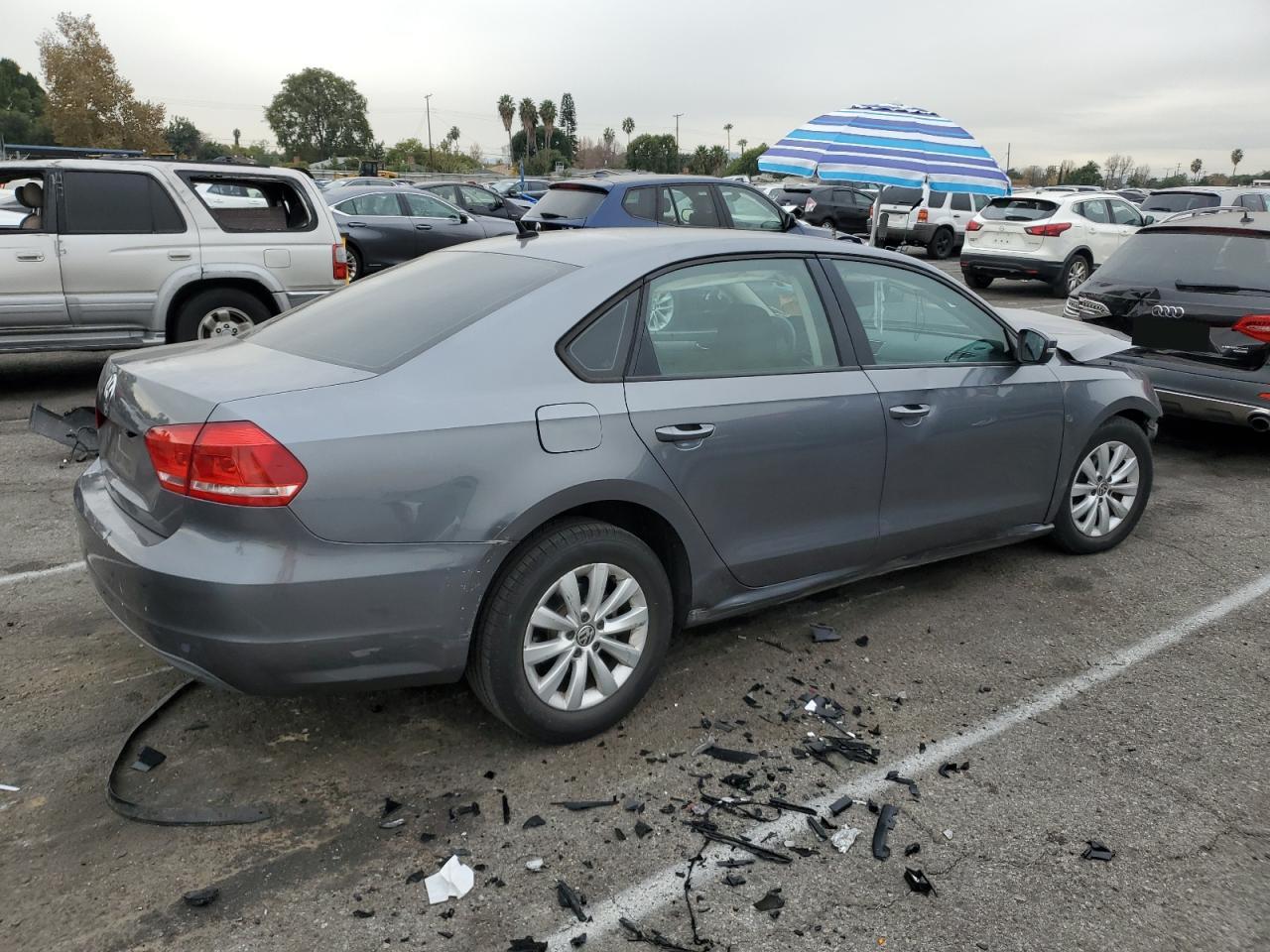 2013 Volkswagen Passat S Gray vin: 1VWAP7A37DC083719