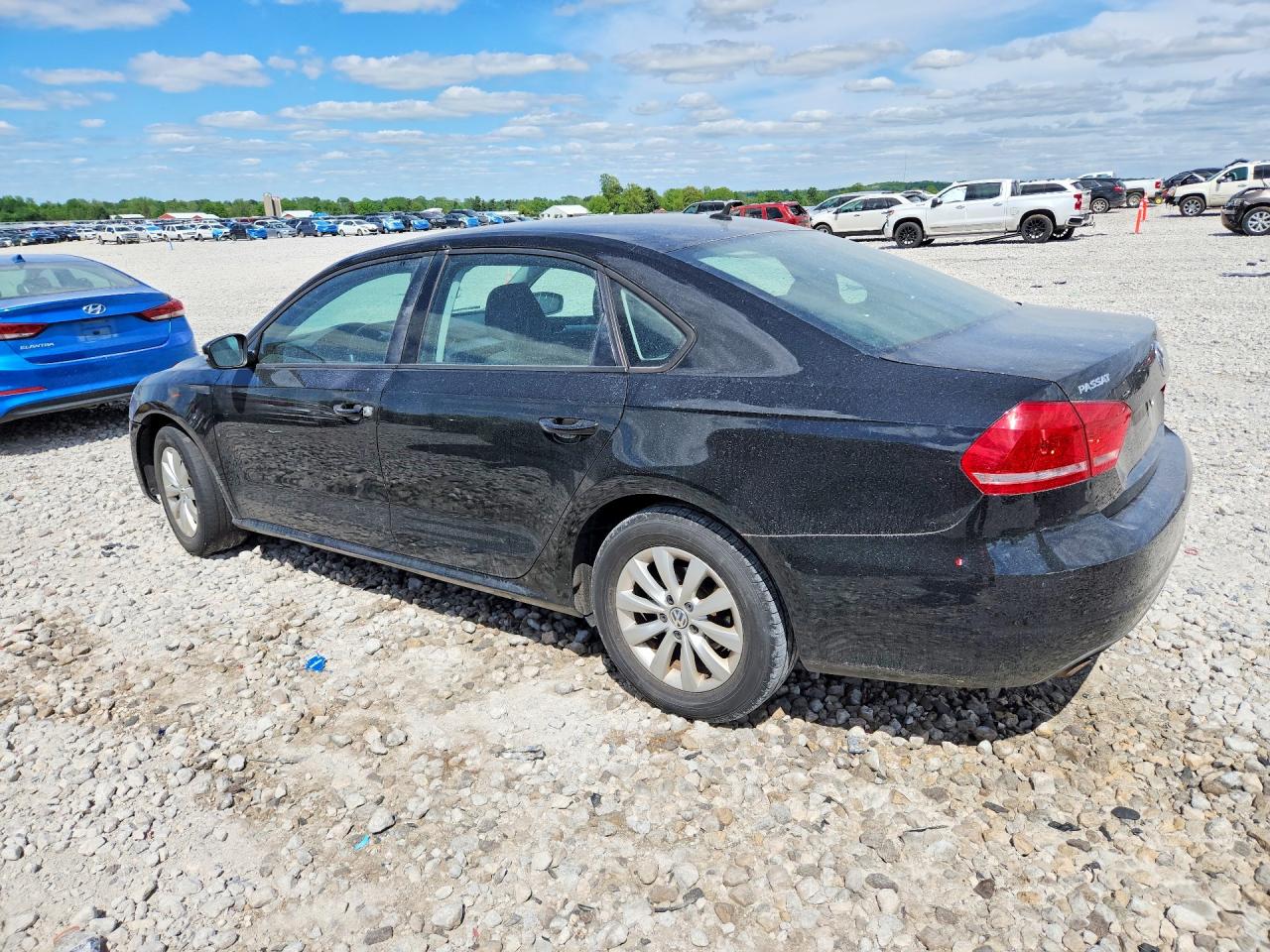 2013 Volkswagen Passat S Black vin: 1VWAP7A37DC088175