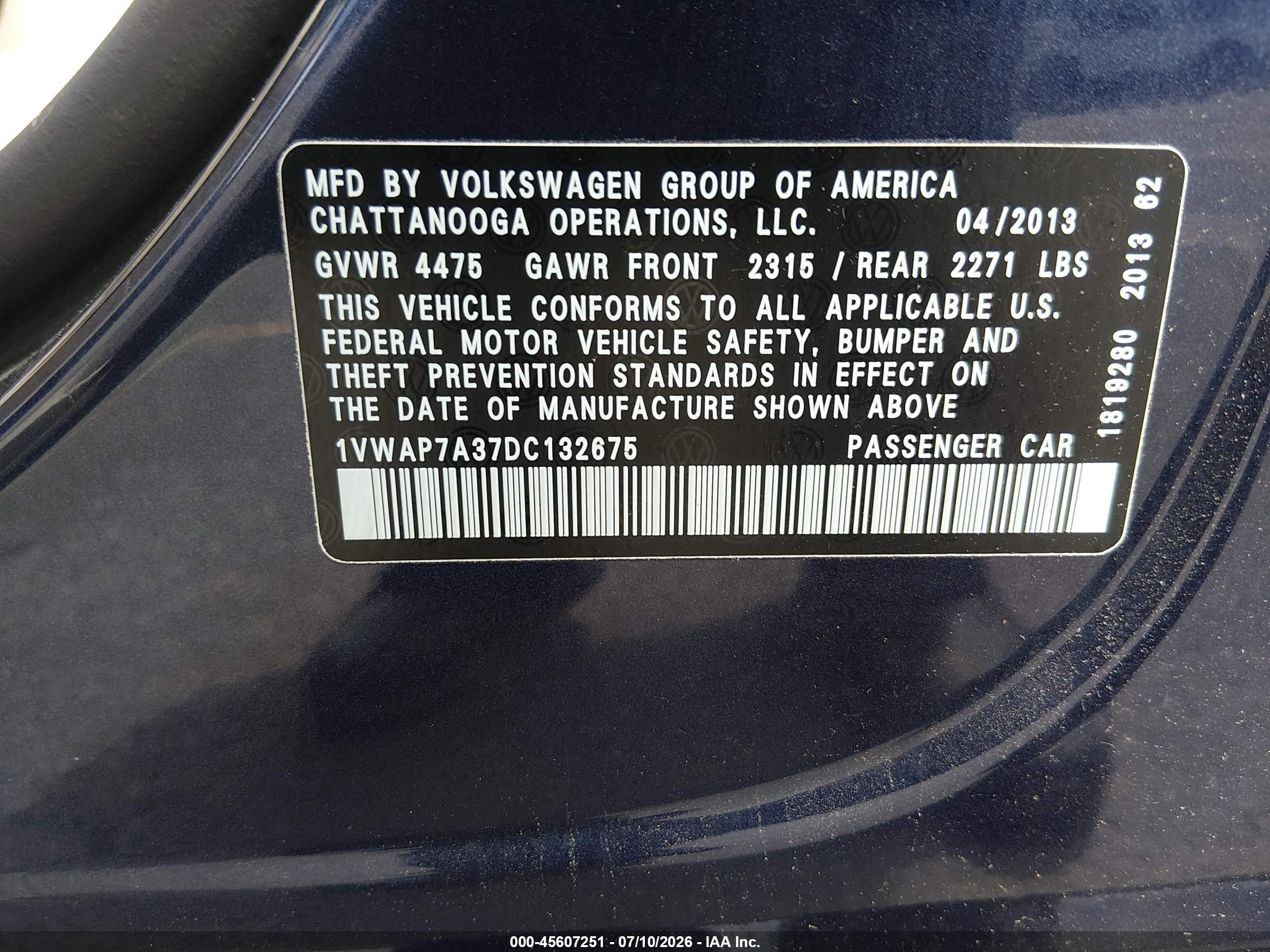 2013 Volkswagen Passat 2.5l Wolfsburg Edition Blue vin: 1VWAP7A37DC132675