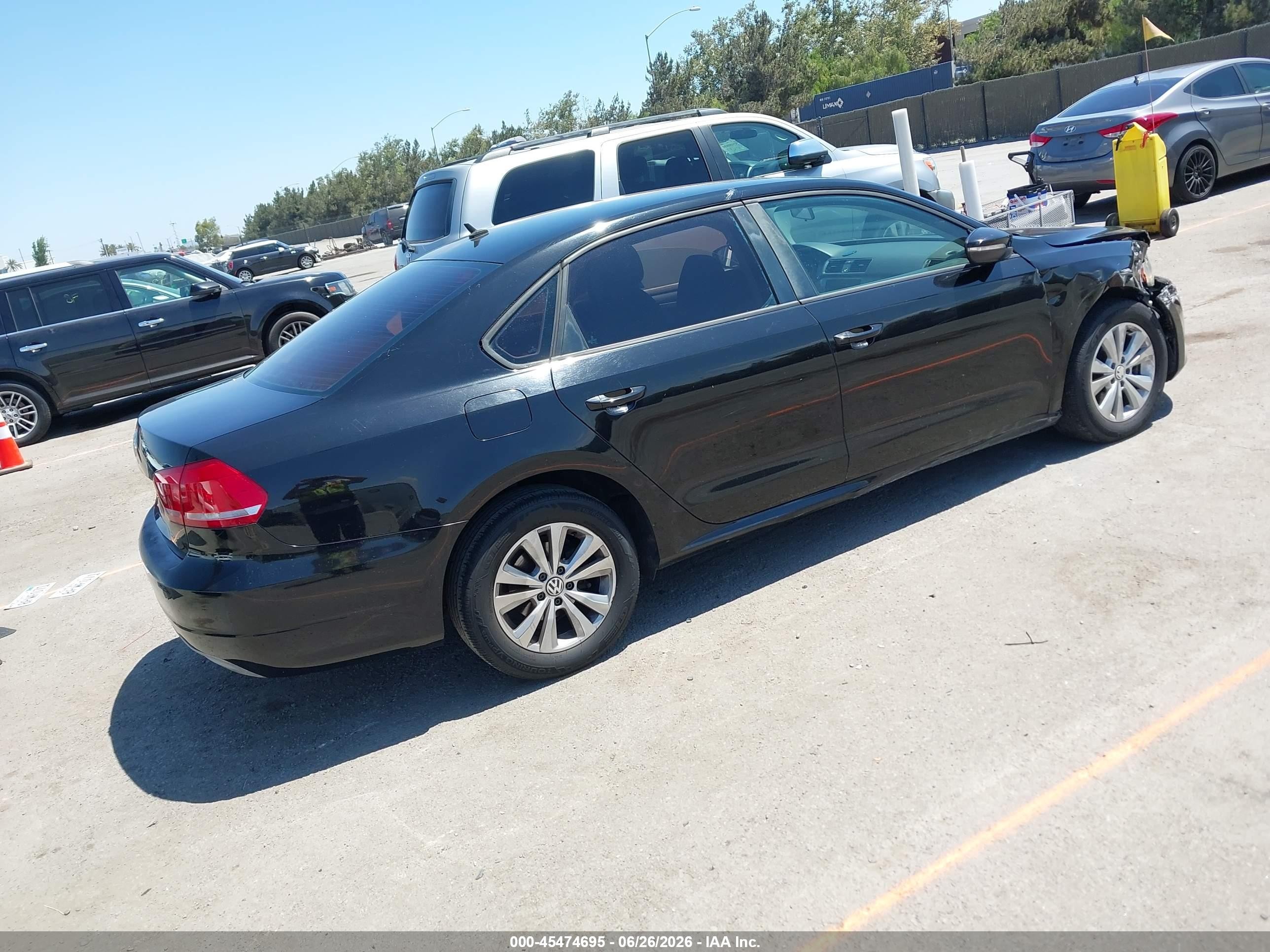 2012 Volkswagen Passat 2.5l S Black vin: 1VWAP7A38CC007747