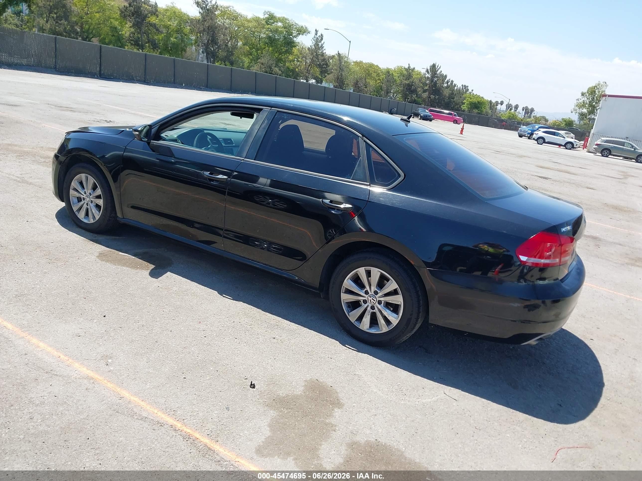 2012 Volkswagen Passat 2.5l S Black vin: 1VWAP7A38CC007747