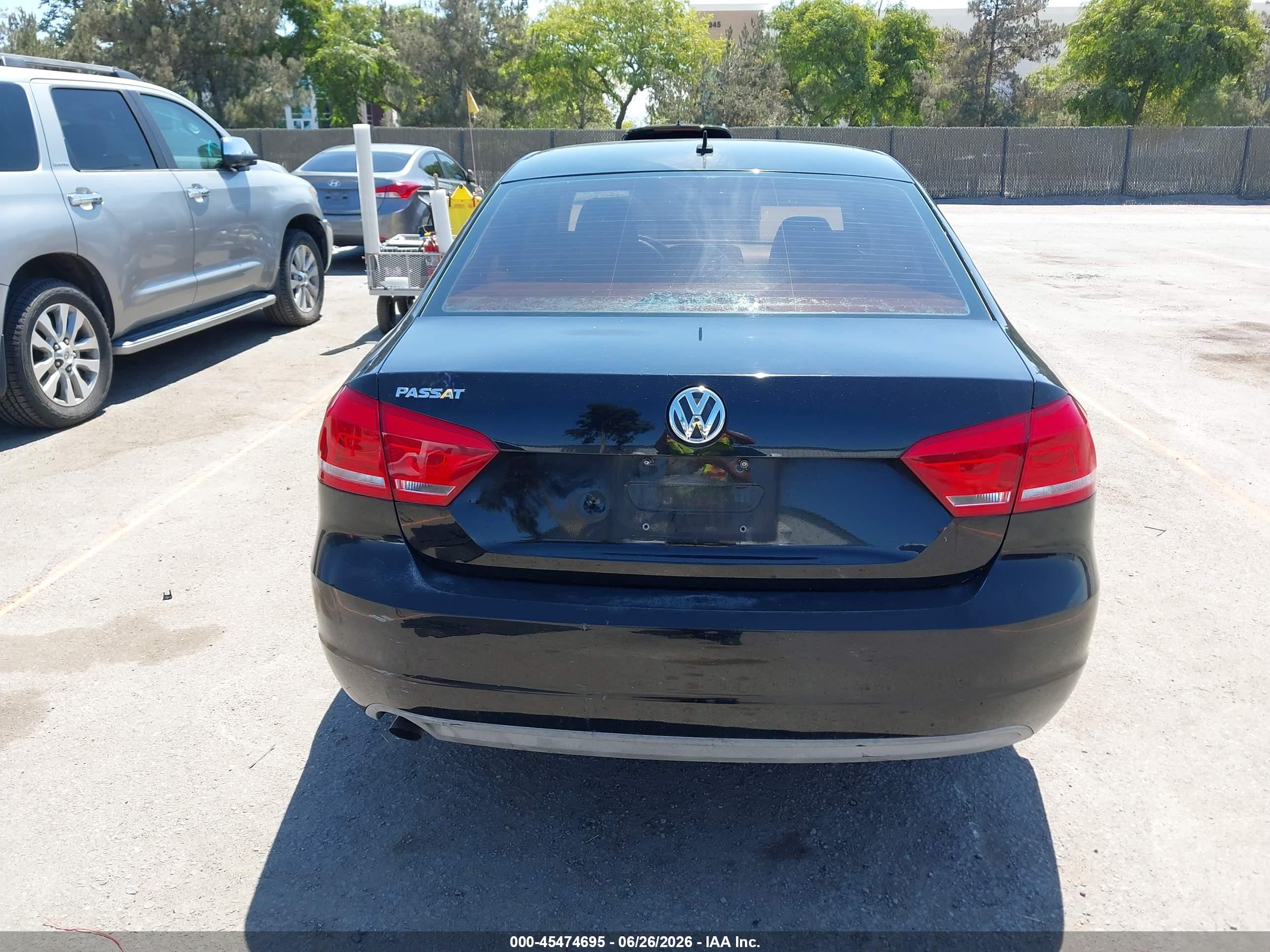 2012 Volkswagen Passat 2.5l S Black vin: 1VWAP7A38CC007747