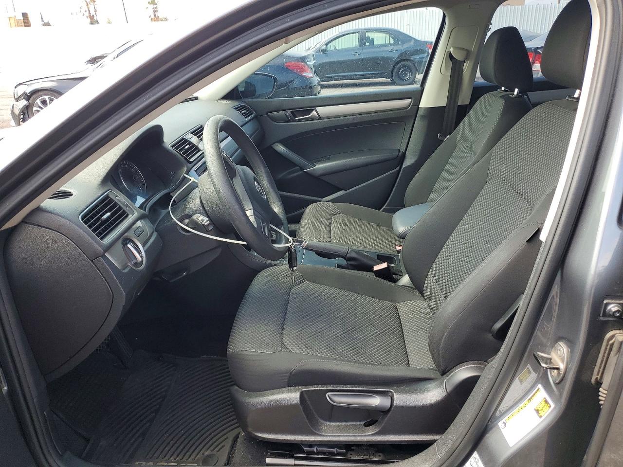 2012 Volkswagen Passat S Gray vin: 1VWAP7A38CC011037
