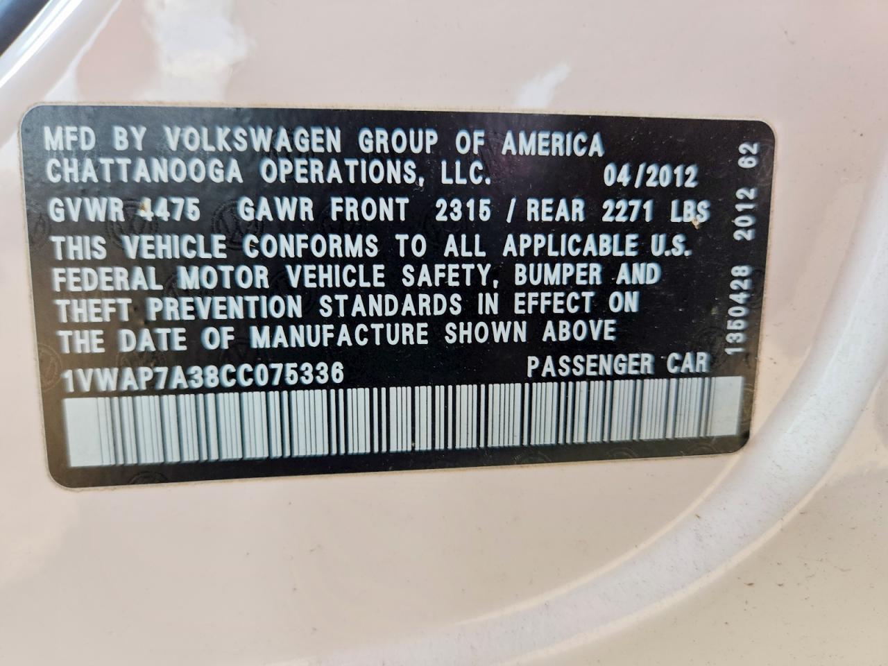 2012 Volkswagen Passat S Белый vin: 1VWAP7A38CC075336