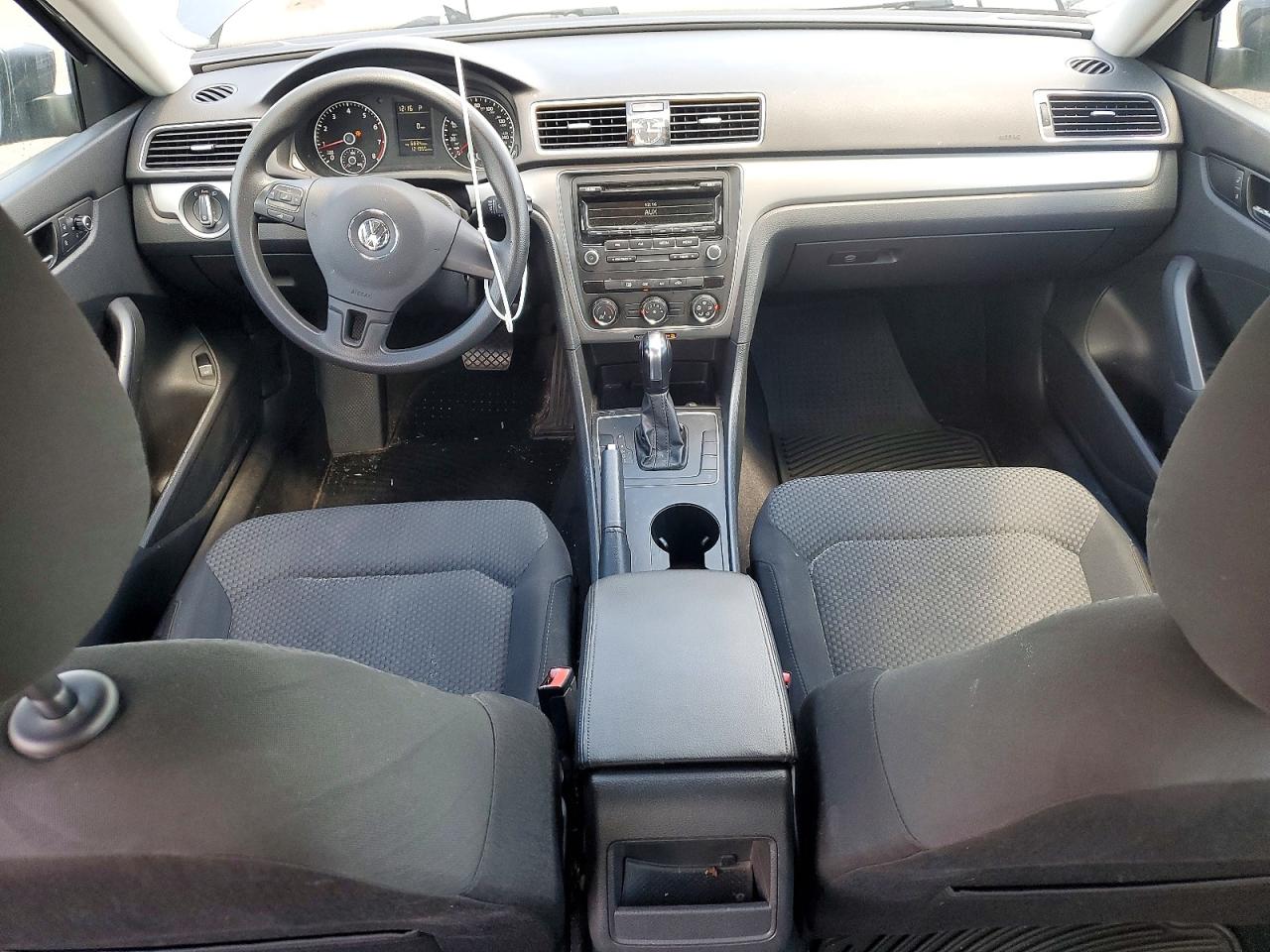 2013 Volkswagen Passat S Gray vin: 1VWAP7A38DC005658
