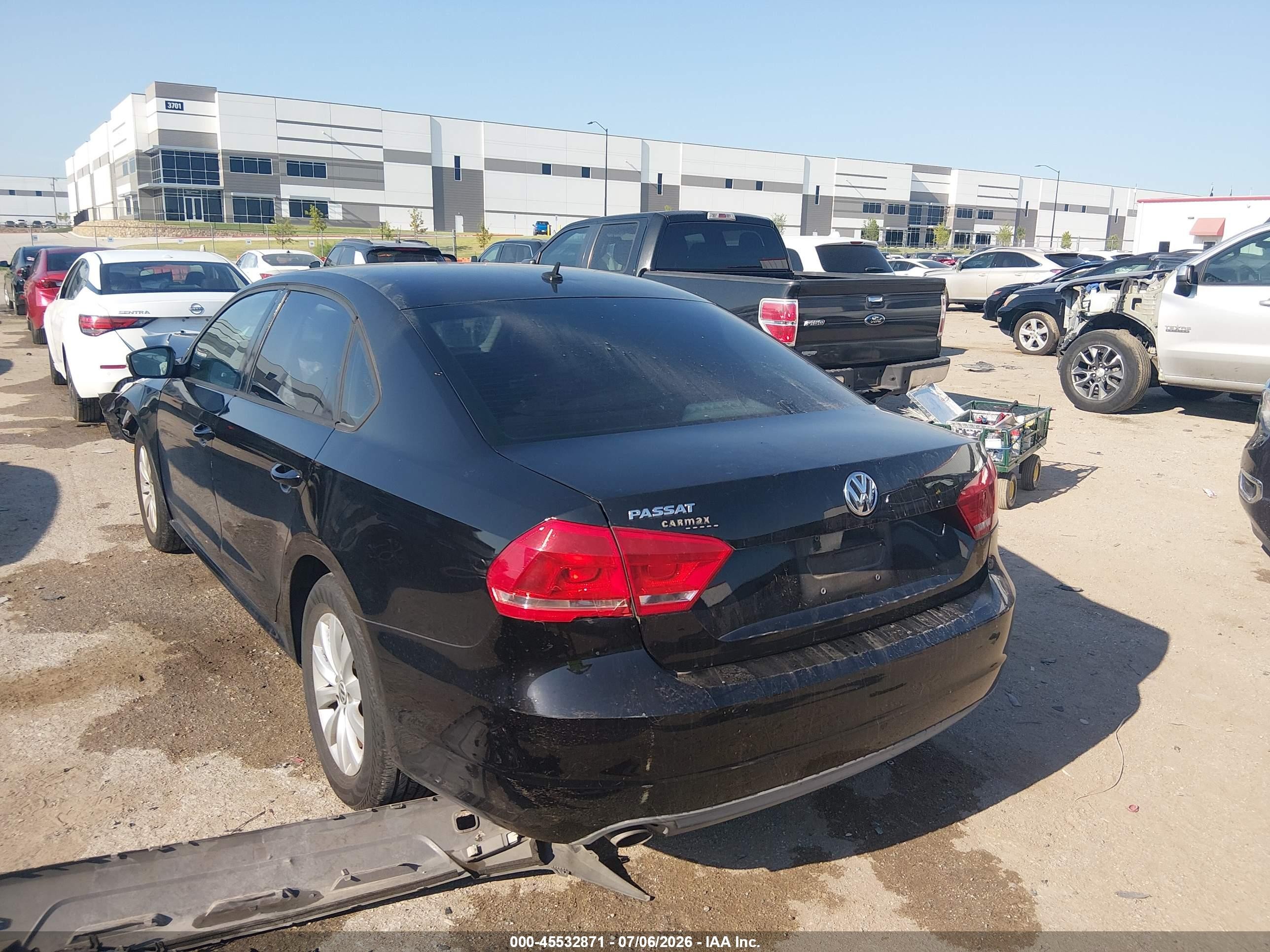 2013 Volkswagen Passat 2.5l S Черный vin: 1VWAP7A38DC012397
