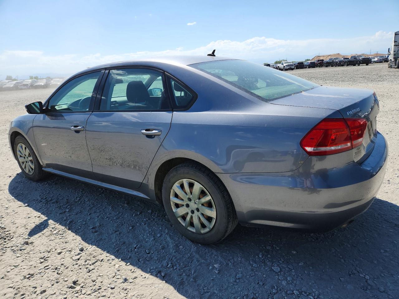 2013 Volkswagen Passat S Gray vin: 1VWAP7A38DC012531