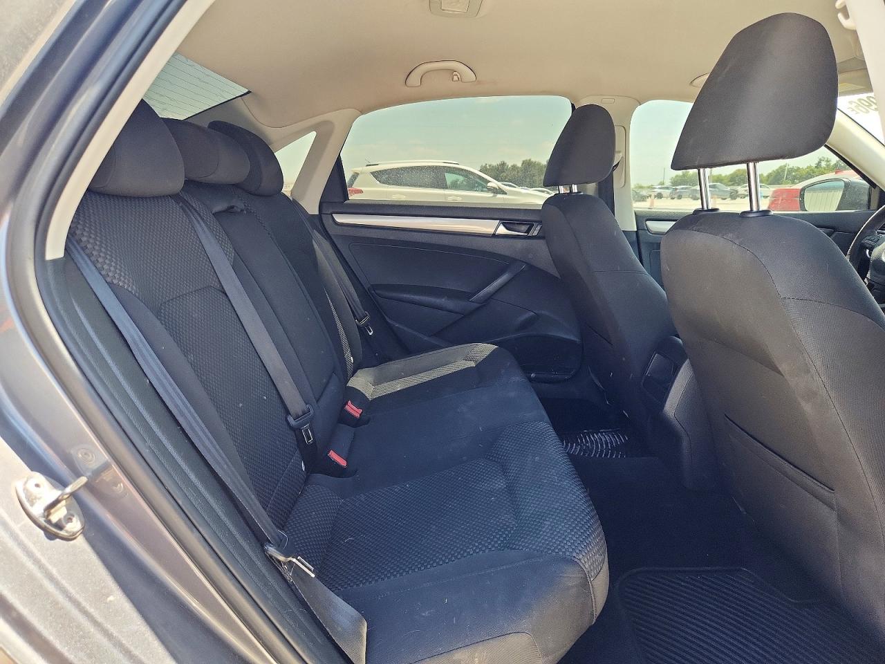 2013 Volkswagen Passat S Gray vin: 1VWAP7A38DC029037